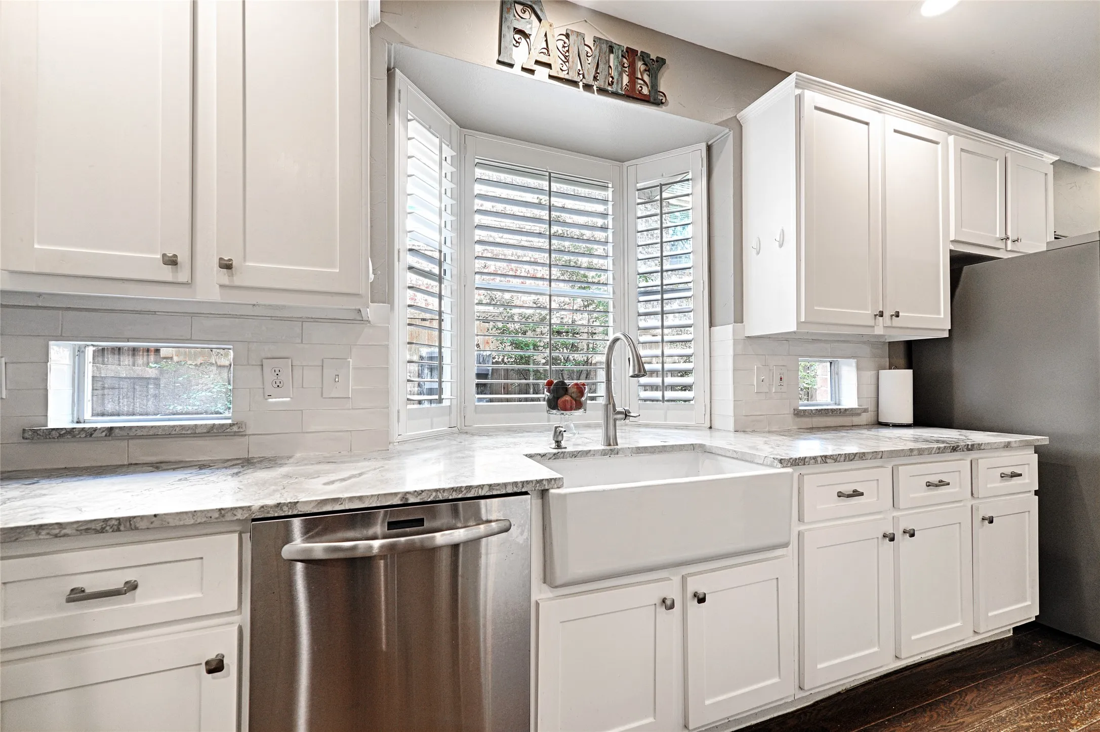Single Family Residence For Sale in Dallas County , 114 Westwind Drive, Coppell, Texas 75019, 5 Bedroom, 4 Bathroom, 2 Garage spaces, 3,606 Sqft, built in 1993, mls#21403228, Real Estate Agent in Coppell, Homes For Sale in Dallas county, Homes For Sale in Coppell, Realtor in Coppell Texas, Real Estate Brokerage Independent Realty Texas, Luminita Cordes Realtor