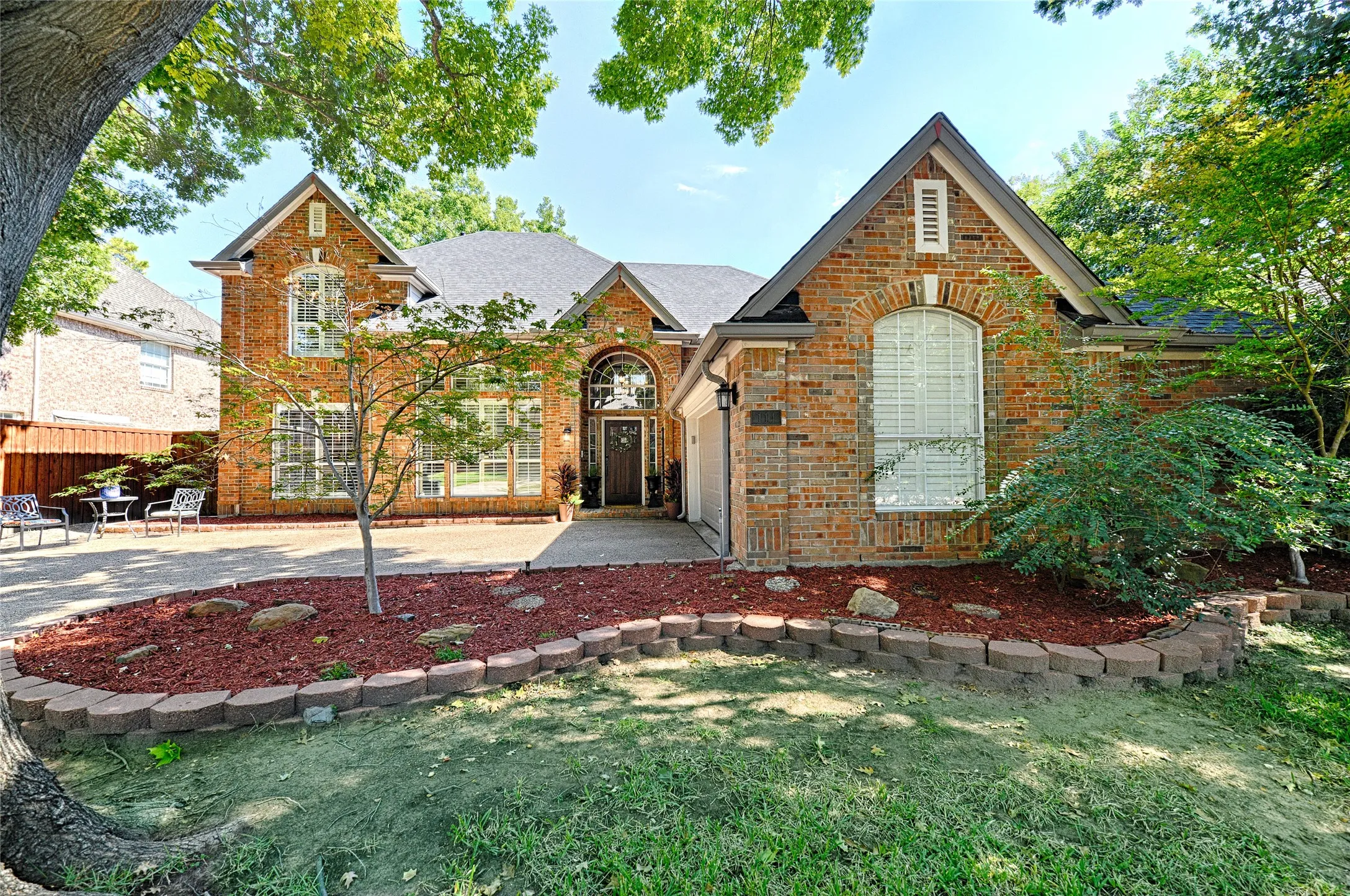 Single Family Residence For Sale in Dallas County , 114 Westwind Drive, Coppell, Texas 75019, 5 Bedroom, 4 Bathroom, 2 Garage spaces, 3,606 Sqft, built in 1993, mls#21403228, Real Estate Agent in Coppell, Homes For Sale in Dallas county, Homes For Sale in Coppell, Realtor in Coppell Texas, Real Estate Brokerage Independent Realty Texas, Luminita Cordes Realtor