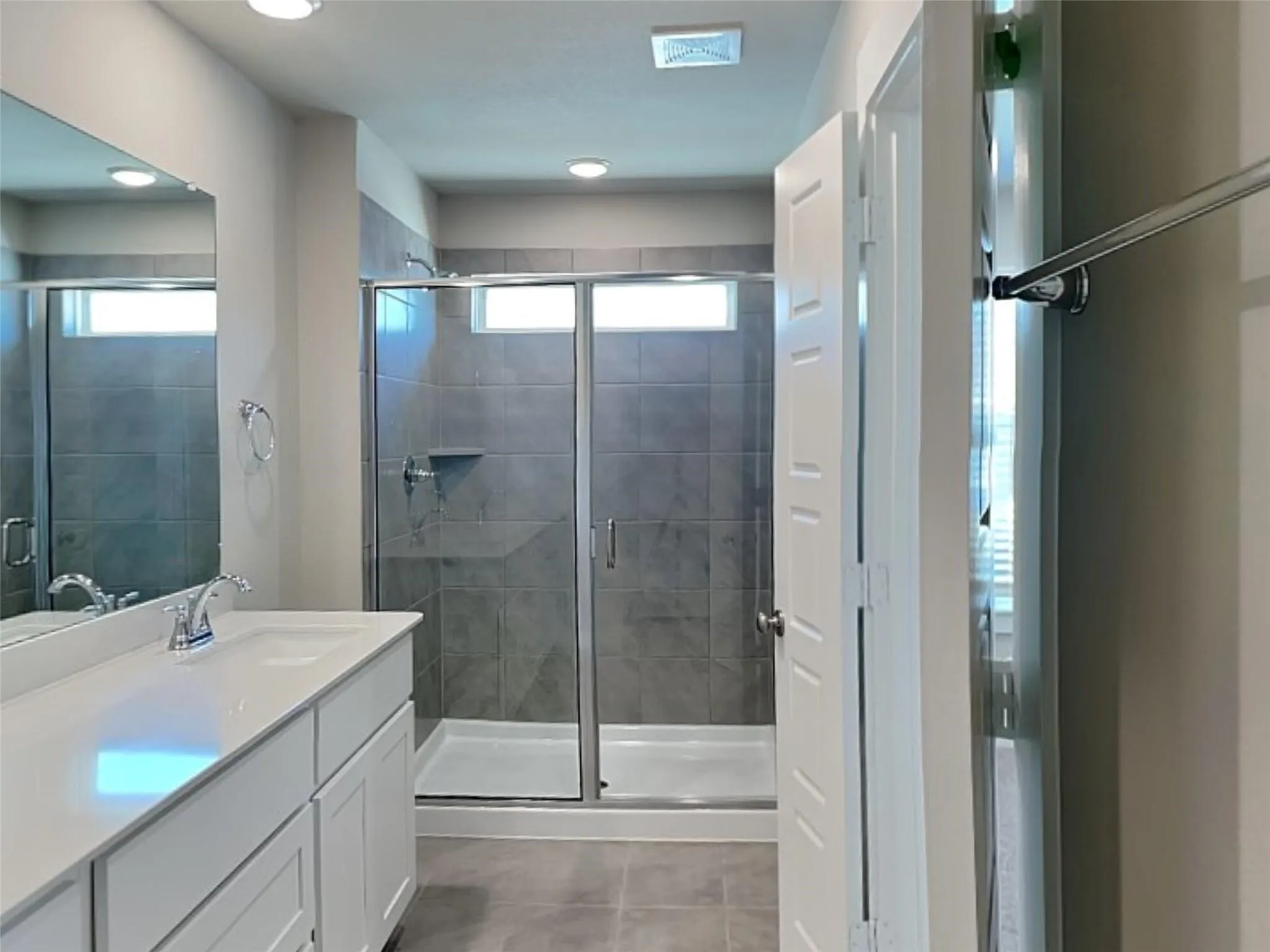 Townhouse For Rent in Tarrant County , 226 Territory Trail, Fort Worth, Texas 76120, 3 Bedroom, 3 Bathroom, 2 Garage spaces, 1,729 Sqft, built in 2025, mls#21408623, Real Estate Agent in Fort Worth, Homes For Rent in Tarrant county, Homes For Rent in Fort Worth, Realtor in Fort Worth Texas, Real Estate Brokerage Independent Realty Texas, Luminita Cordes Realtor