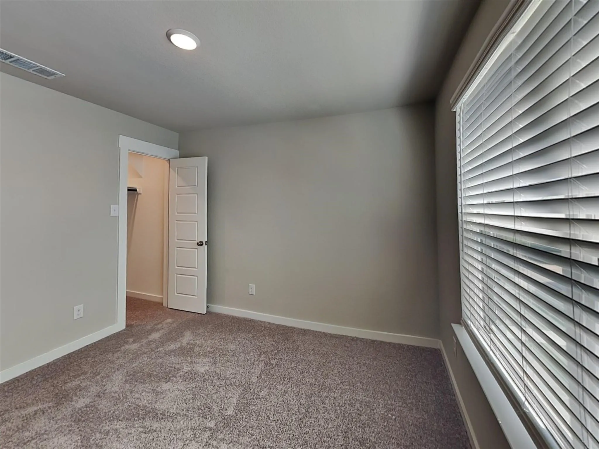 Townhouse For Rent in Tarrant County , 226 Territory Trail, Fort Worth, Texas 76120, 3 Bedroom, 3 Bathroom, 2 Garage spaces, 1,729 Sqft, built in 2025, mls#21408623, Real Estate Agent in Fort Worth, Homes For Rent in Tarrant county, Homes For Rent in Fort Worth, Realtor in Fort Worth Texas, Real Estate Brokerage Independent Realty Texas, Luminita Cordes Realtor