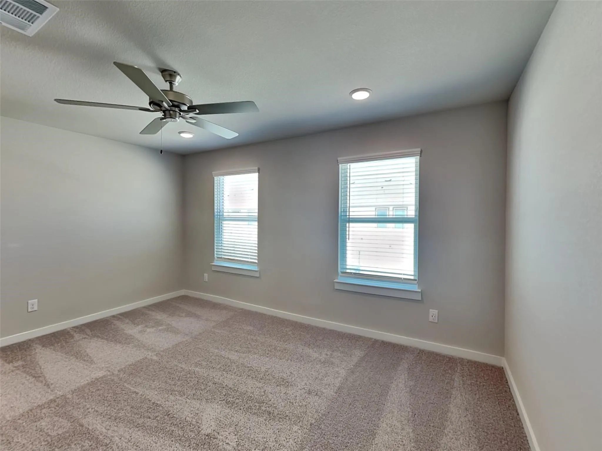 Townhouse For Rent in Tarrant County , 226 Territory Trail, Fort Worth, Texas 76120, 3 Bedroom, 3 Bathroom, 2 Garage spaces, 1,729 Sqft, built in 2025, mls#21408623, Real Estate Agent in Fort Worth, Homes For Rent in Tarrant county, Homes For Rent in Fort Worth, Realtor in Fort Worth Texas, Real Estate Brokerage Independent Realty Texas, Luminita Cordes Realtor