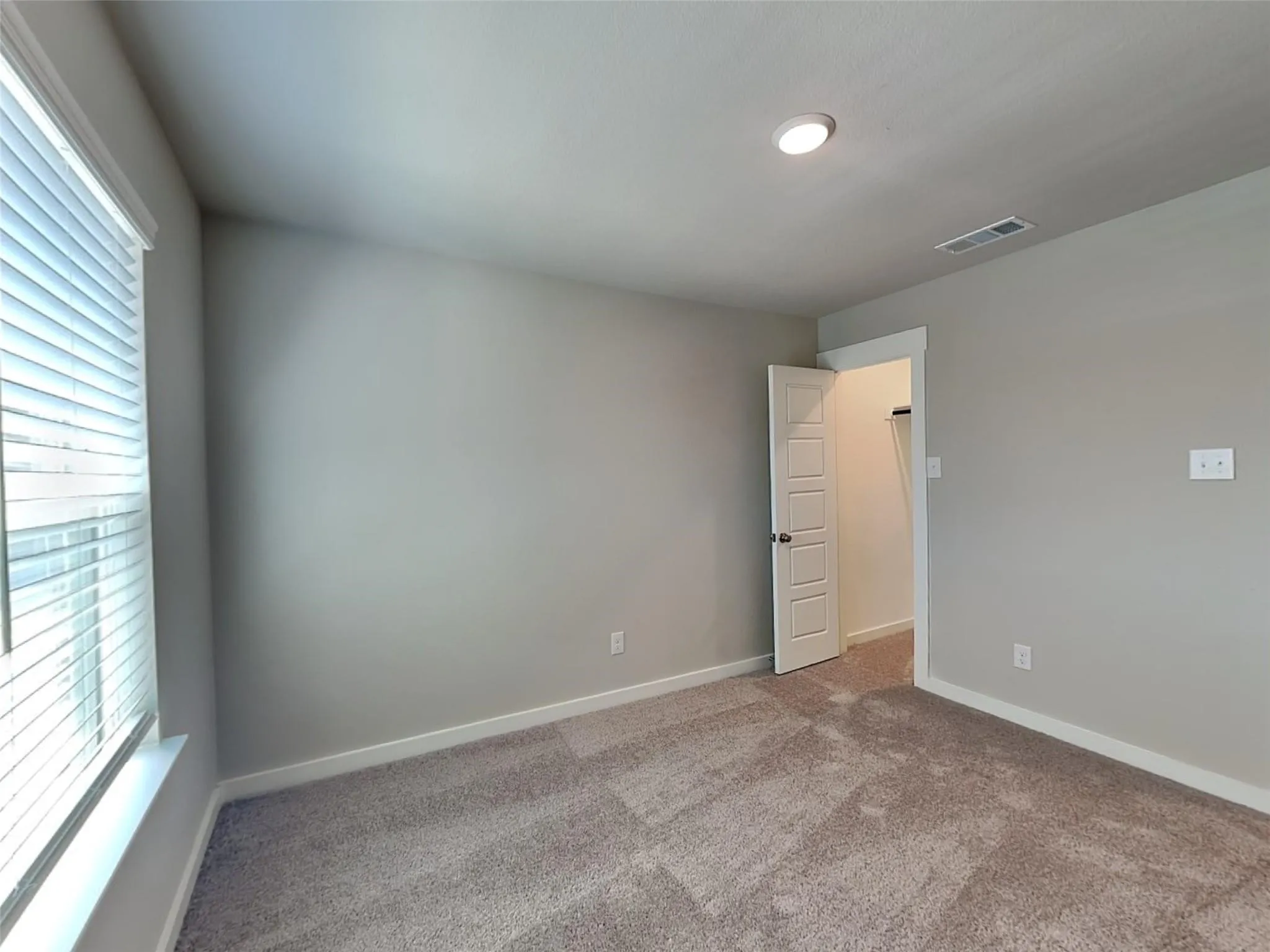Townhouse For Rent in Tarrant County , 226 Territory Trail, Fort Worth, Texas 76120, 3 Bedroom, 3 Bathroom, 2 Garage spaces, 1,729 Sqft, built in 2025, mls#21408623, Real Estate Agent in Fort Worth, Homes For Rent in Tarrant county, Homes For Rent in Fort Worth, Realtor in Fort Worth Texas, Real Estate Brokerage Independent Realty Texas, Luminita Cordes Realtor