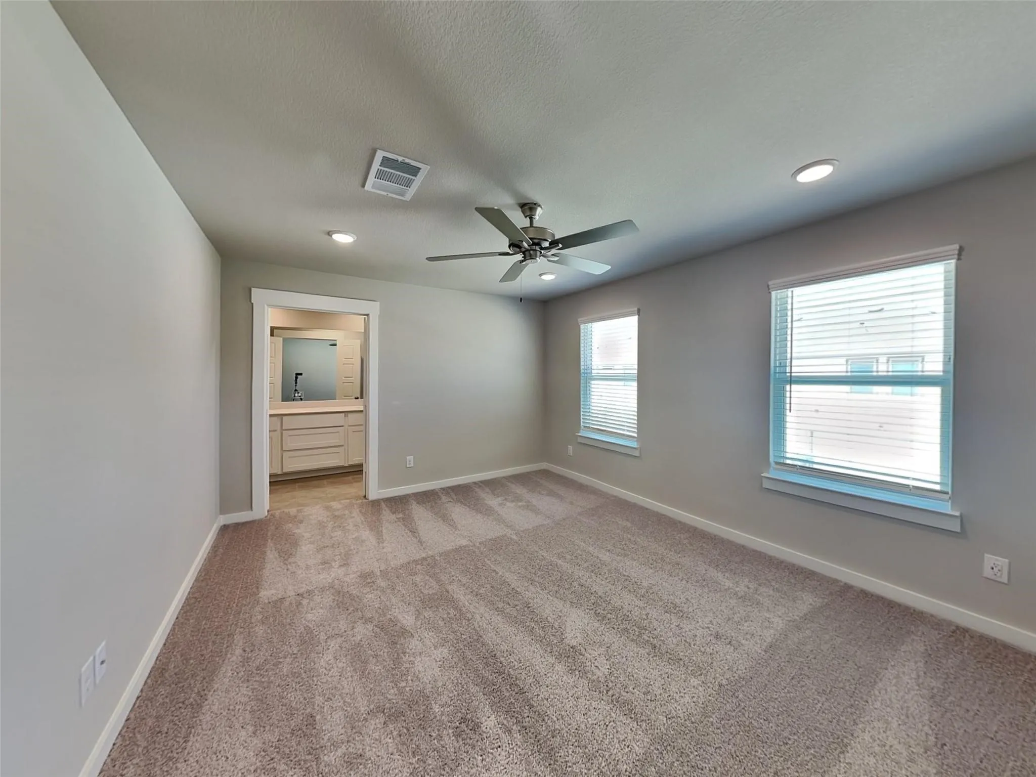 Townhouse For Rent in Tarrant County , 226 Territory Trail, Fort Worth, Texas 76120, 3 Bedroom, 3 Bathroom, 2 Garage spaces, 1,729 Sqft, built in 2025, mls#21408623, Real Estate Agent in Fort Worth, Homes For Rent in Tarrant county, Homes For Rent in Fort Worth, Realtor in Fort Worth Texas, Real Estate Brokerage Independent Realty Texas, Luminita Cordes Realtor