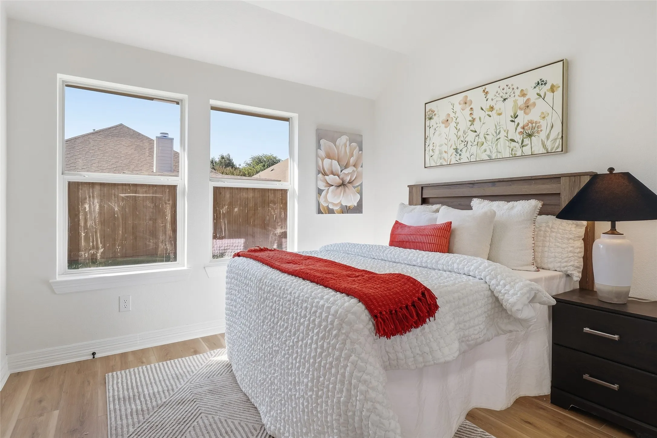 Single Family Residence For Sale in Collin County , 2909 Holly Lane, Wylie, Texas 75098, 4 Bedroom, 2 Bathroom, 2 Garage spaces, 2,178 Sqft, built in 2005, mls#21408626, Real Estate Agent in Wylie, Homes For Sale in Collin county, Homes For Sale in Wylie, Realtor in Wylie Texas, Real Estate Brokerage Independent Realty Texas, Luminita Cordes Realtor