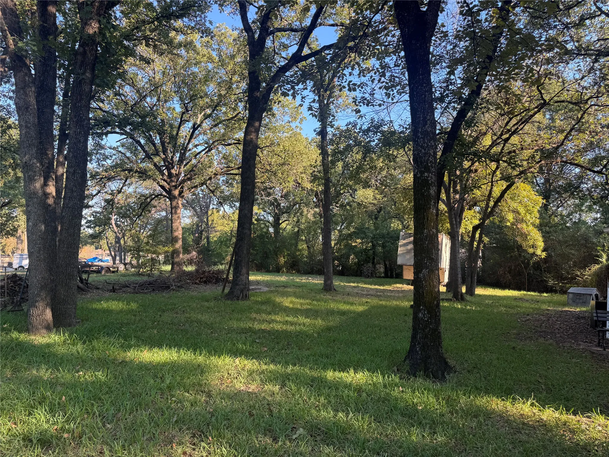 Single Family Residence For Sale in Henderson County , 115 Seaside Drive, Gun Barrel City, Texas 75156, 2 Bedroom, 1 Bathroom, Garage spaces, 1,092 Sqft, built in 1995, mls#21408520, Real Estate Agent in Gun Barrel City, Homes For Sale in Henderson county, Homes For Sale in Gun Barrel City, Realtor in Gun Barrel City Texas, Real Estate Brokerage Independent Realty Texas, Luminita Cordes Realtor