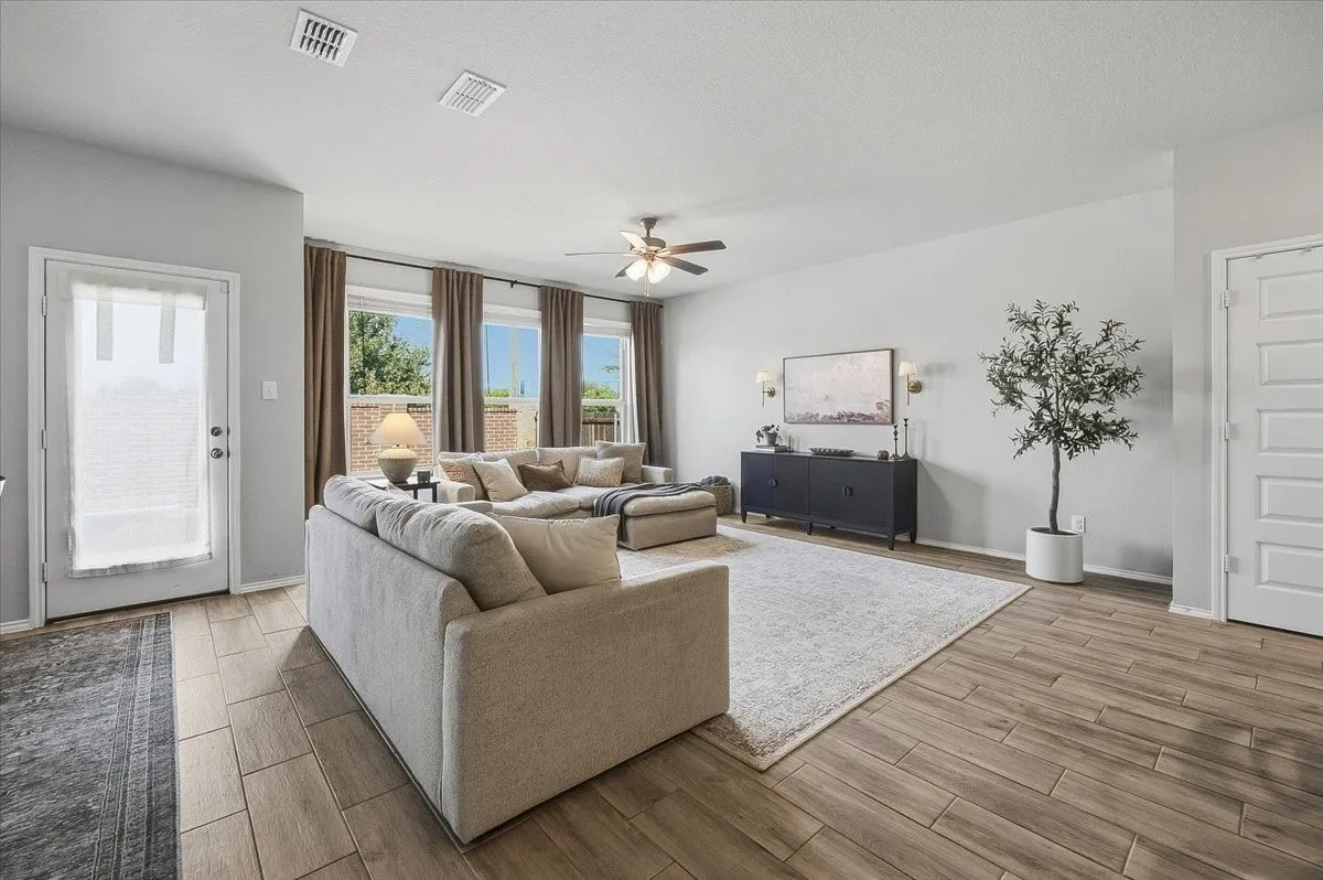Single Family Residence For Rent in Tarrant County , 10920 Elata Drive, Fort Worth, Texas 76108, 4 Bedroom, 2 Bathroom, 2 Garage spaces, 1,924 Sqft, built in 2022, mls#21408612, Real Estate Agent in Fort Worth, Homes For Rent in Tarrant county, Homes For Rent in Fort Worth, Realtor in Fort Worth Texas, Real Estate Brokerage Independent Realty Texas, Luminita Cordes Realtor
