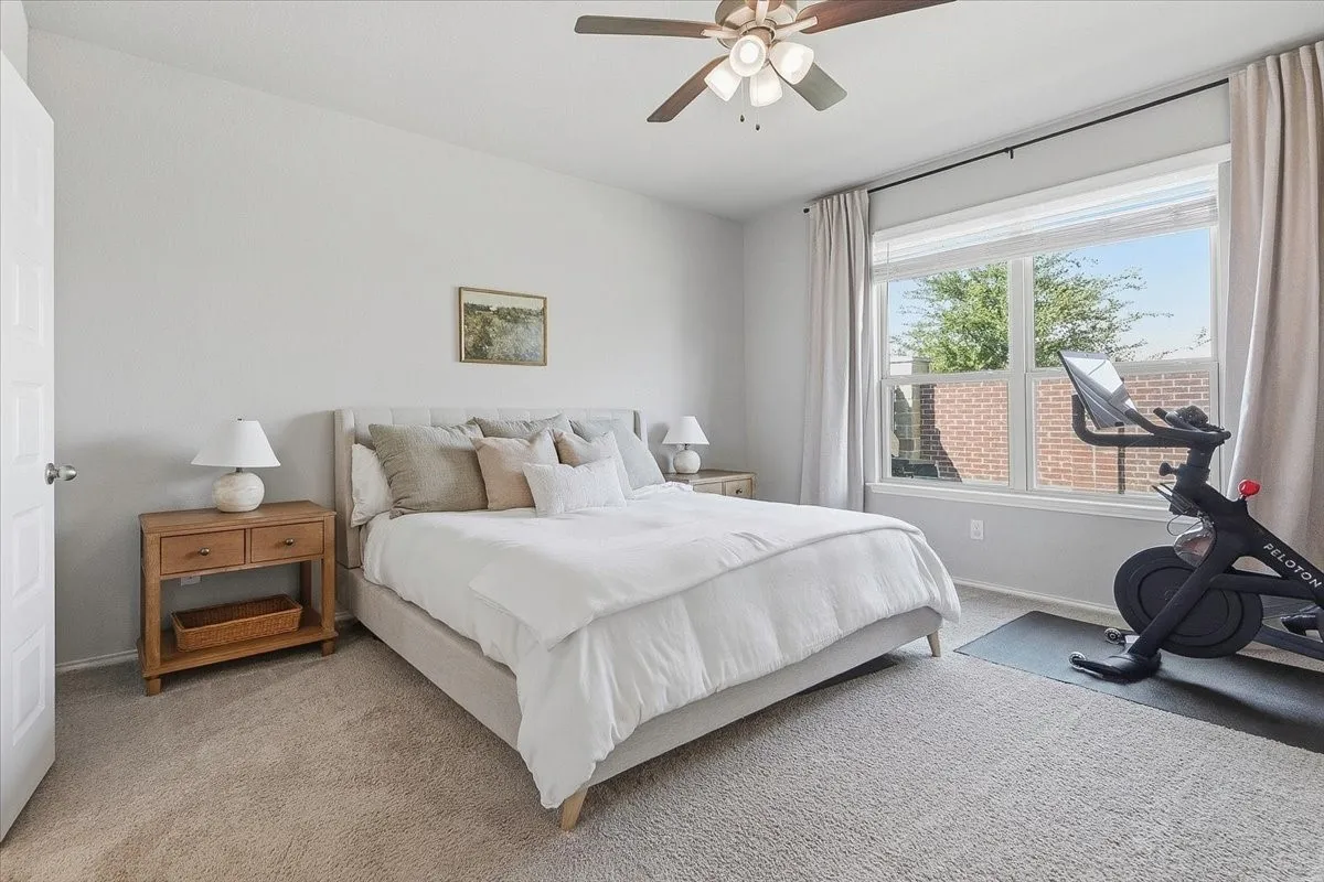 Single Family Residence For Rent in Tarrant County , 10920 Elata Drive, Fort Worth, Texas 76108, 4 Bedroom, 2 Bathroom, 2 Garage spaces, 1,924 Sqft, built in 2022, mls#21408612, Real Estate Agent in Fort Worth, Homes For Rent in Tarrant county, Homes For Rent in Fort Worth, Realtor in Fort Worth Texas, Real Estate Brokerage Independent Realty Texas, Luminita Cordes Realtor