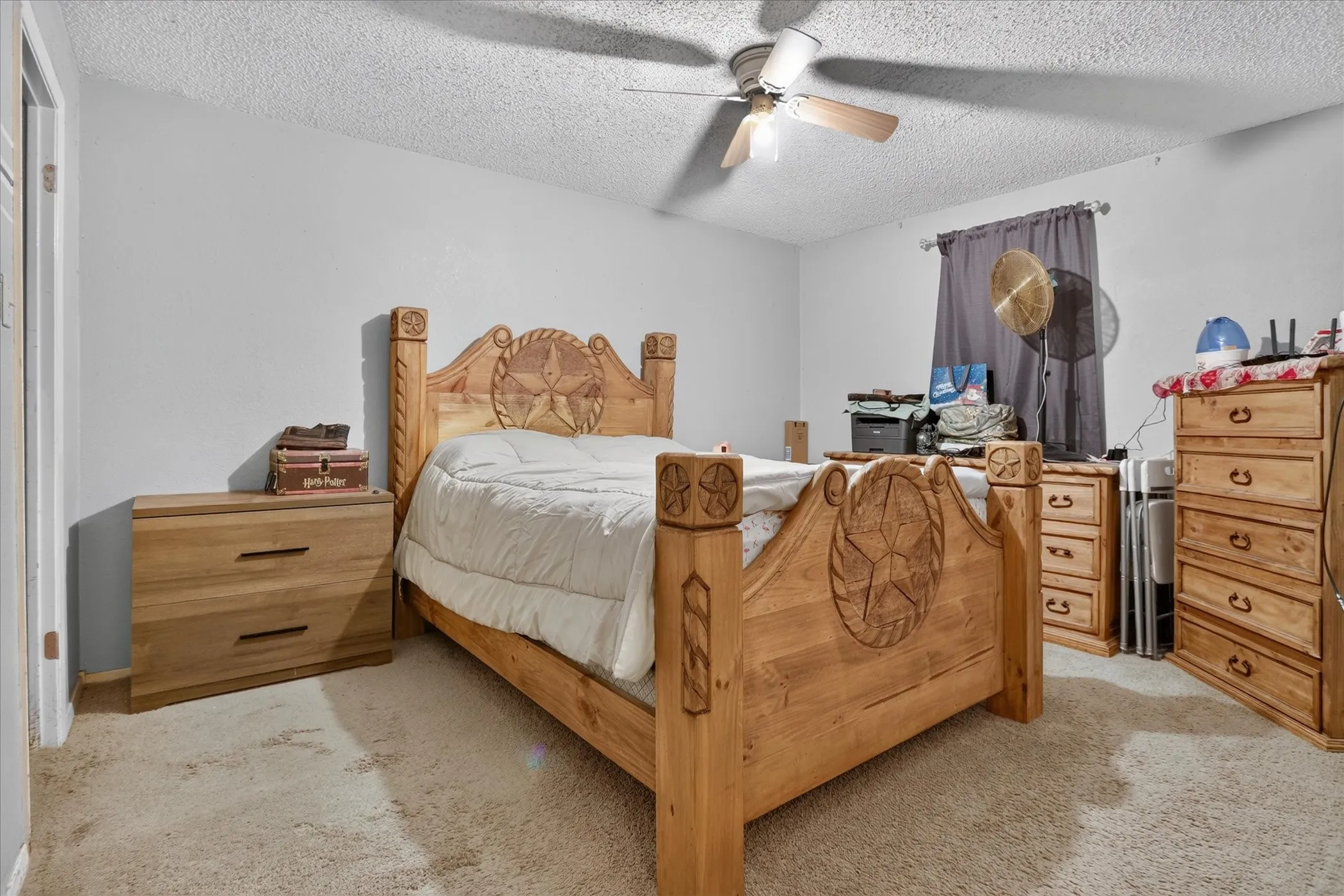 Single Family Residence For Sale in Parker County , 416 Cedarwood Street, Azle, Texas 76020, 3 Bedroom, 2 Bathroom, 2 Garage spaces, 1,947 Sqft, built in 1986, mls#21408628, Real Estate Agent in Azle, Homes For Sale in Parker county, Homes For Sale in Azle, Realtor in Azle Texas, Real Estate Brokerage Independent Realty Texas, Luminita Cordes Realtor