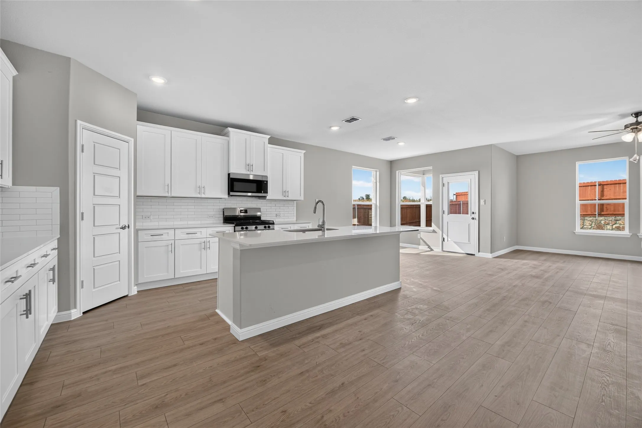 Single Family Residence For Sale in Parker County , 700 CELESTIAL Way, Fort Worth, Texas 76008, 4 Bedroom, 2 Bathroom, 2 Garage spaces, 2,035 Sqft, built in 2026, mls#21407355, Real Estate Agent in Fort Worth, Homes For Sale in Parker county, Homes For Sale in Fort Worth, Realtor in Fort Worth Texas, Real Estate Brokerage Independent Realty Texas, Luminita Cordes Realtor