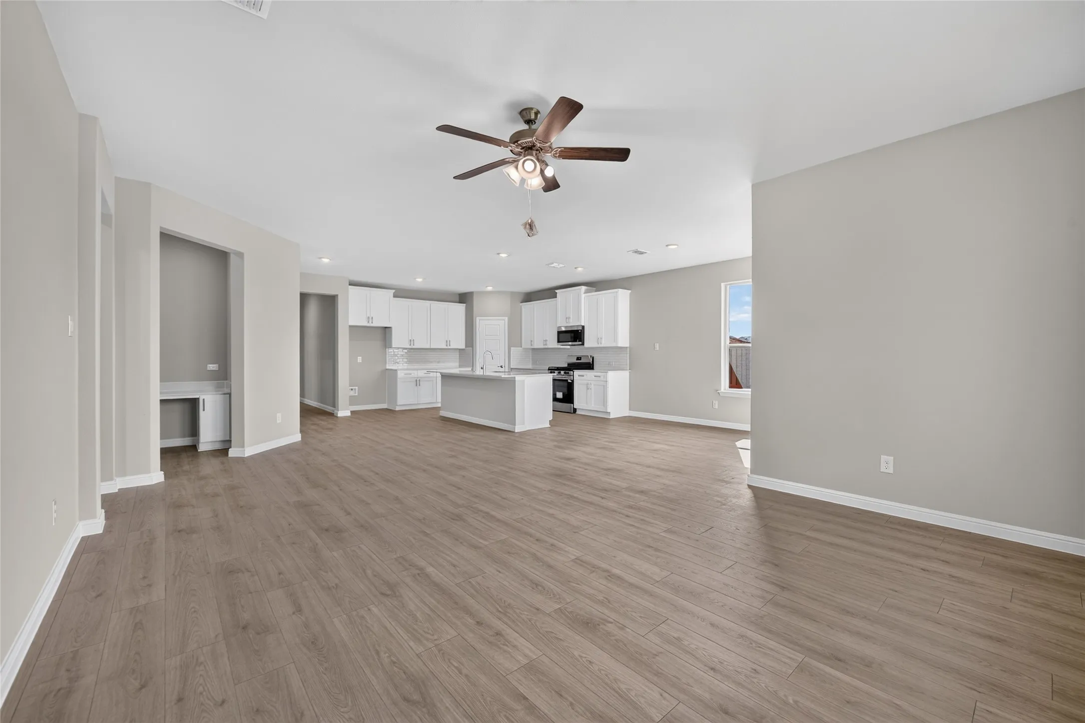 Single Family Residence For Sale in Parker County , 700 CELESTIAL Way, Fort Worth, Texas 76008, 4 Bedroom, 2 Bathroom, 2 Garage spaces, 2,035 Sqft, built in 2026, mls#21407355, Real Estate Agent in Fort Worth, Homes For Sale in Parker county, Homes For Sale in Fort Worth, Realtor in Fort Worth Texas, Real Estate Brokerage Independent Realty Texas, Luminita Cordes Realtor