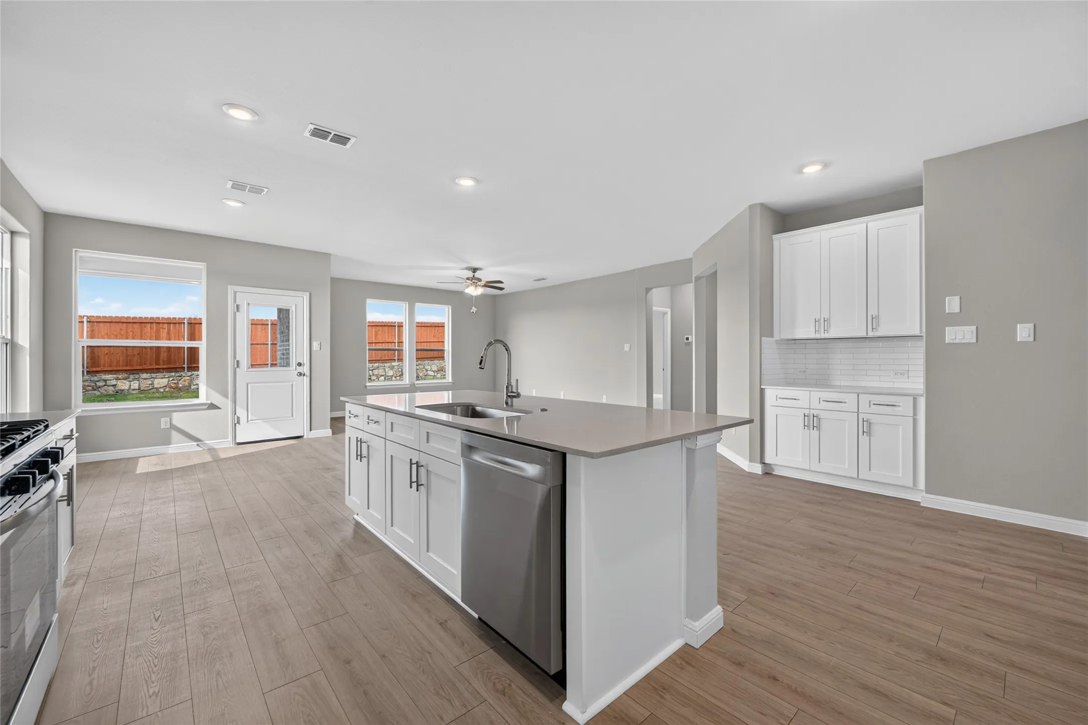 Single Family Residence For Sale in Parker County , 700 CELESTIAL Way, Fort Worth, Texas 76008, 4 Bedroom, 2 Bathroom, 2 Garage spaces, 2,035 Sqft, built in 2026, mls#21407355, Real Estate Agent in Fort Worth, Homes For Sale in Parker county, Homes For Sale in Fort Worth, Realtor in Fort Worth Texas, Real Estate Brokerage Independent Realty Texas, Luminita Cordes Realtor