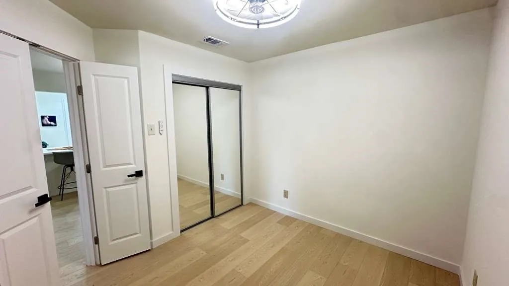 Condominium For Sale in Collin County , 18333 Roehampton Drive 322, Dallas, Texas 75252, 2 Bedroom, 1 Bathroom, Garage spaces, 737 Sqft, built in 1985, mls#21408640, Real Estate Agent in Dallas, Homes For Sale in Collin county, Homes For Sale in Dallas, Realtor in Dallas Texas, Real Estate Brokerage Independent Realty Texas, Luminita Cordes Realtor