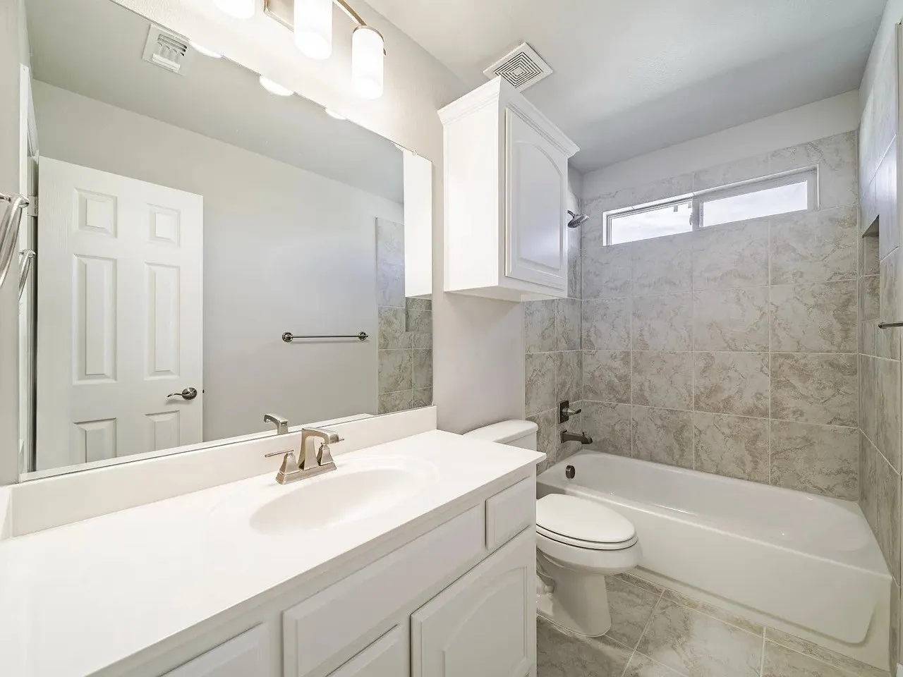 Single Family Residence For Rent in Collin County , 3420 Cotton Mill Road, Celina, Texas 75009, 5 Bedroom, 4 Bathroom, 2 Garage spaces, 3,784 Sqft, built in 2021, mls#21408647, Real Estate Agent in Celina, Homes For Rent in Collin county, Homes For Rent in Celina, Realtor in Celina Texas, Real Estate Brokerage Independent Realty Texas, Luminita Cordes Realtor