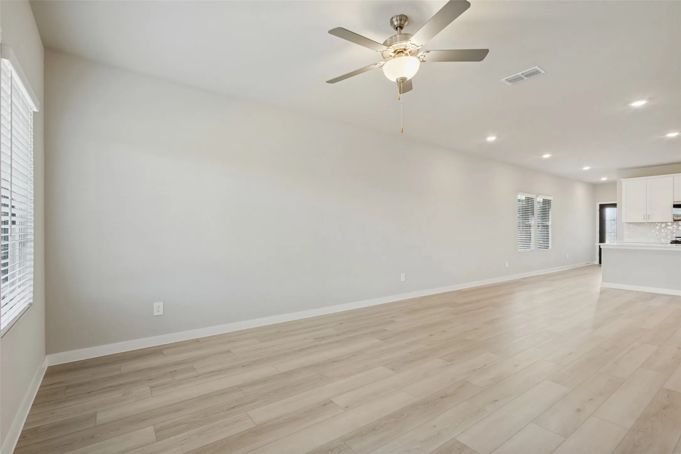 Single Family Residence For Rent in Collin County , 122 Winchester Hill Lane, Princeton, Texas 75407, 3 Bedroom, 2 Bathroom, 2 Garage spaces, 1,498 Sqft, built in 2026, mls#21408312, Real Estate Agent in Princeton, Homes For Rent in Collin county, Homes For Rent in Princeton, Realtor in Princeton Texas, Real Estate Brokerage Independent Realty Texas, Luminita Cordes Realtor