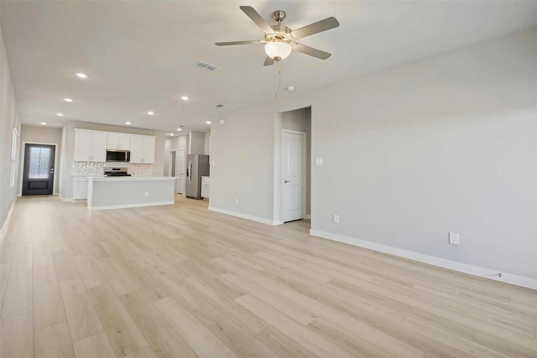 Single Family Residence For Rent in Collin County , 122 Winchester Hill Lane, Princeton, Texas 75407, 3 Bedroom, 2 Bathroom, 2 Garage spaces, 1,498 Sqft, built in 2026, mls#21408312, Real Estate Agent in Princeton, Homes For Rent in Collin county, Homes For Rent in Princeton, Realtor in Princeton Texas, Real Estate Brokerage Independent Realty Texas, Luminita Cordes Realtor