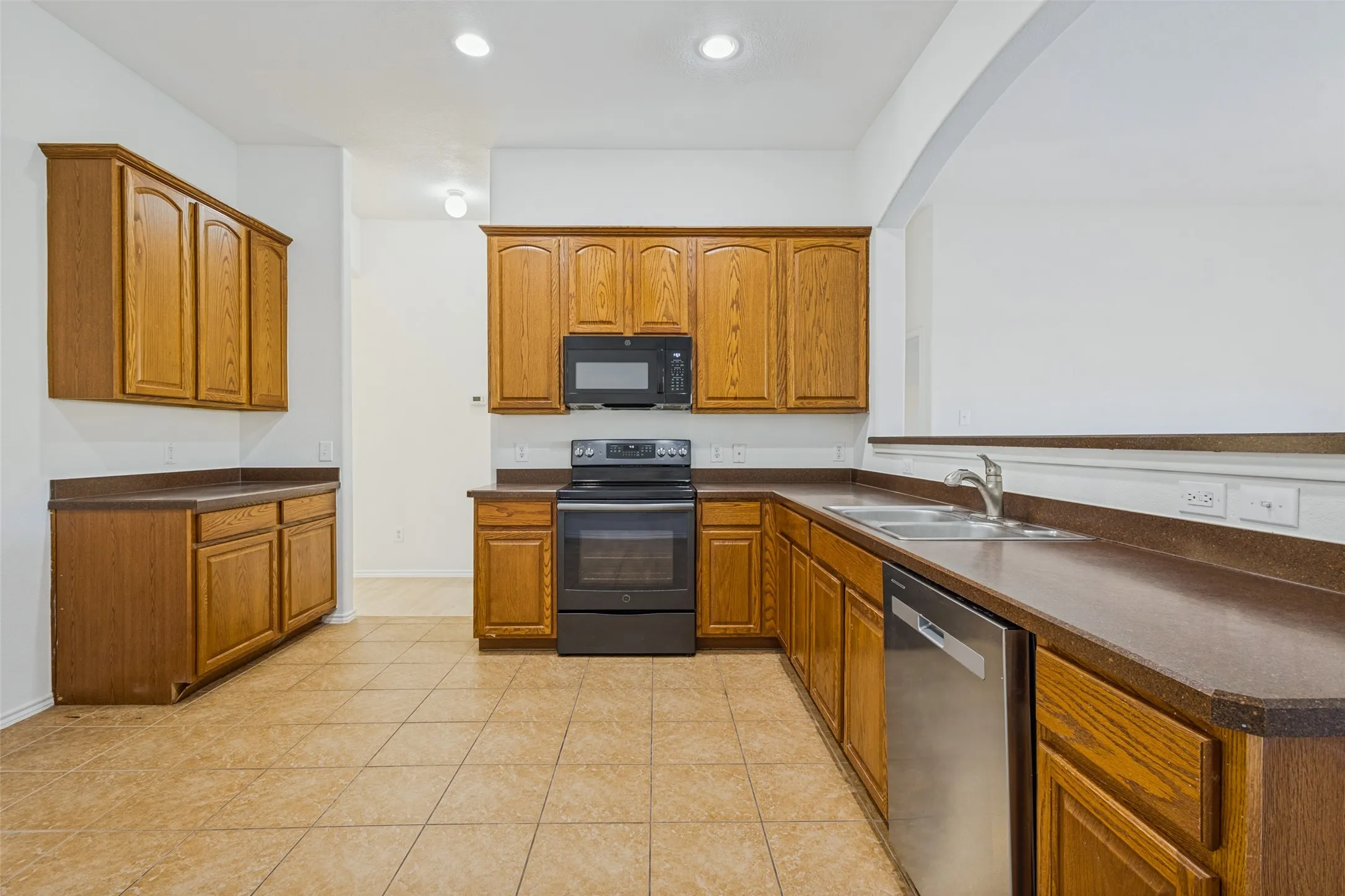 Single Family Residence For Rent in Denton County , 1120 Oakbrook Street, Prosper, Texas 75078, 4 Bedroom, 2 Bathroom, 2 Garage spaces, 2,338 Sqft, built in 2007, mls#21352004, Real Estate Agent in Prosper, Homes For Rent in Denton county, Homes For Rent in Prosper, Realtor in Prosper Texas, Real Estate Brokerage Independent Realty Texas, Luminita Cordes Realtor