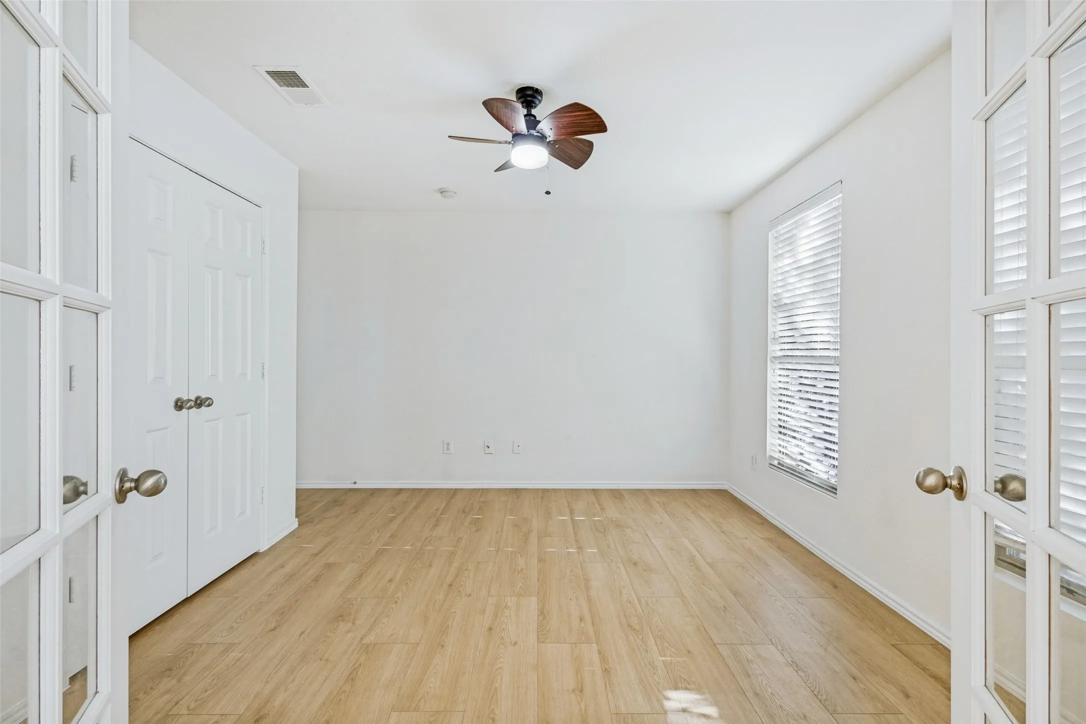 Single Family Residence For Rent in Denton County , 1120 Oakbrook Street, Prosper, Texas 75078, 4 Bedroom, 2 Bathroom, 2 Garage spaces, 2,338 Sqft, built in 2007, mls#21352004, Real Estate Agent in Prosper, Homes For Rent in Denton county, Homes For Rent in Prosper, Realtor in Prosper Texas, Real Estate Brokerage Independent Realty Texas, Luminita Cordes Realtor