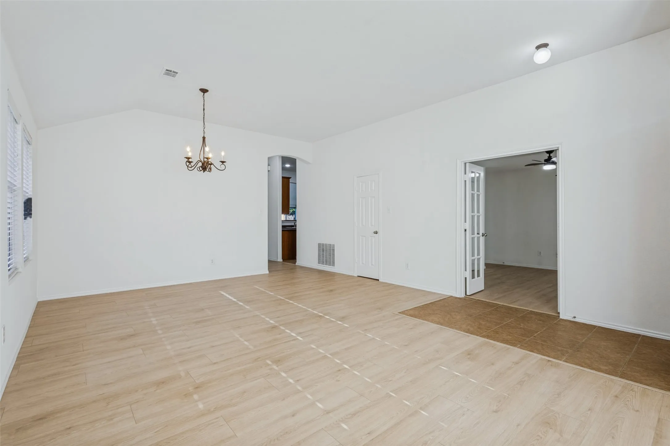 Single Family Residence For Rent in Denton County , 1120 Oakbrook Street, Prosper, Texas 75078, 4 Bedroom, 2 Bathroom, 2 Garage spaces, 2,338 Sqft, built in 2007, mls#21352004, Real Estate Agent in Prosper, Homes For Rent in Denton county, Homes For Rent in Prosper, Realtor in Prosper Texas, Real Estate Brokerage Independent Realty Texas, Luminita Cordes Realtor