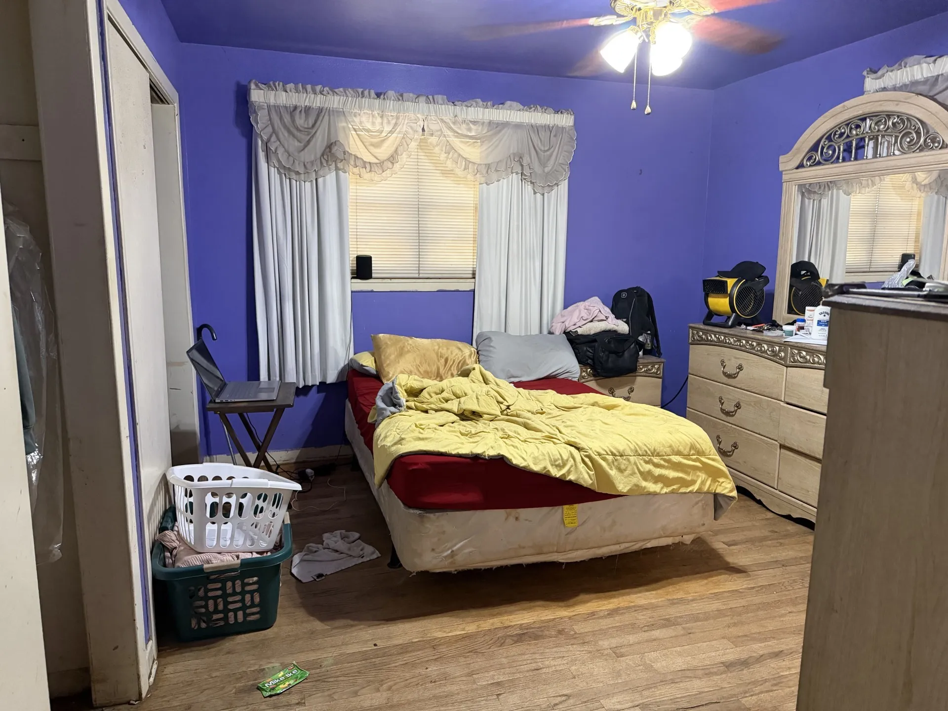 Single Family Residence For Sale in Tarrant County , 1202 W Tucker Boulevard, Arlington, Texas 76013, 3 Bedroom, 2 Bathroom, 2 Garage spaces, 1,612 Sqft, built in 1955, mls#21407687, Real Estate Agent in Arlington, Homes For Sale in Tarrant county, Homes For Sale in Arlington, Realtor in Arlington Texas, Real Estate Brokerage Independent Realty Texas, Luminita Cordes Realtor