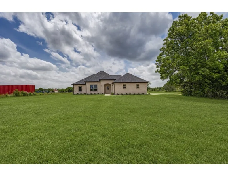 Single Family Residence For Sale in Hunt County , 3712 County Road 1102, Celeste, Texas 75423, 4 Bedroom, 2 Bathroom, 2 Garage spaces, 1,725 Sqft, built in 2024, mls#21408655, Real Estate Agent in Celeste, Homes For Sale in Hunt county, Homes For Sale in Celeste, Realtor in Celeste Texas, Real Estate Brokerage Independent Realty Texas, Luminita Cordes Realtor