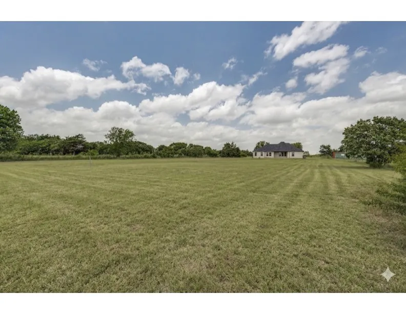 Single Family Residence For Sale in Hunt County , 3712 County Road 1102, Celeste, Texas 75423, 4 Bedroom, 2 Bathroom, 2 Garage spaces, 1,725 Sqft, built in 2024, mls#21408655, Real Estate Agent in Celeste, Homes For Sale in Hunt county, Homes For Sale in Celeste, Realtor in Celeste Texas, Real Estate Brokerage Independent Realty Texas, Luminita Cordes Realtor