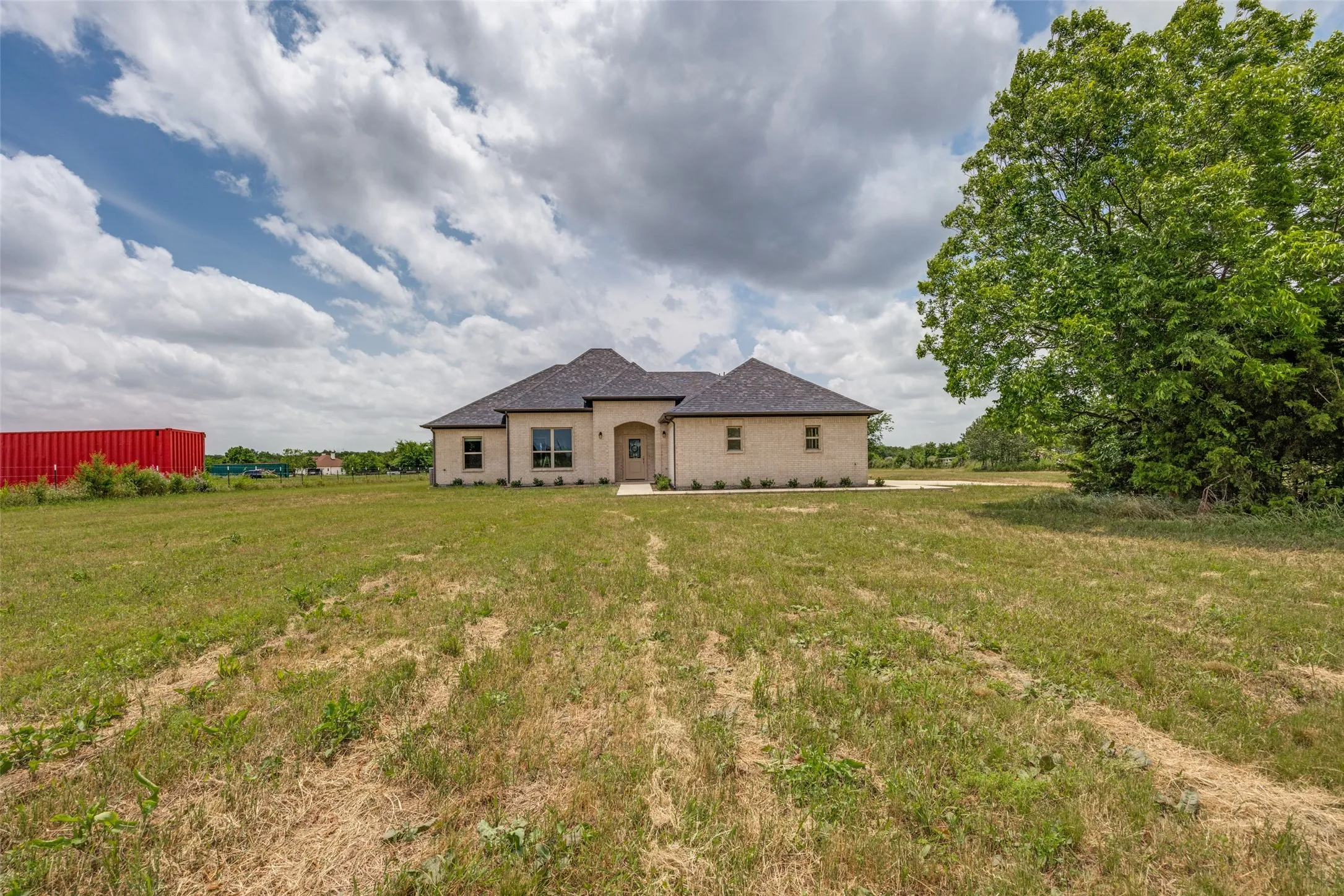 Single Family Residence For Sale in Hunt County , 3712 County Road 1102, Celeste, Texas 75423, 4 Bedroom, 2 Bathroom, 2 Garage spaces, 1,725 Sqft, built in 2024, mls#21408655, Real Estate Agent in Celeste, Homes For Sale in Hunt county, Homes For Sale in Celeste, Realtor in Celeste Texas, Real Estate Brokerage Independent Realty Texas, Luminita Cordes Realtor
