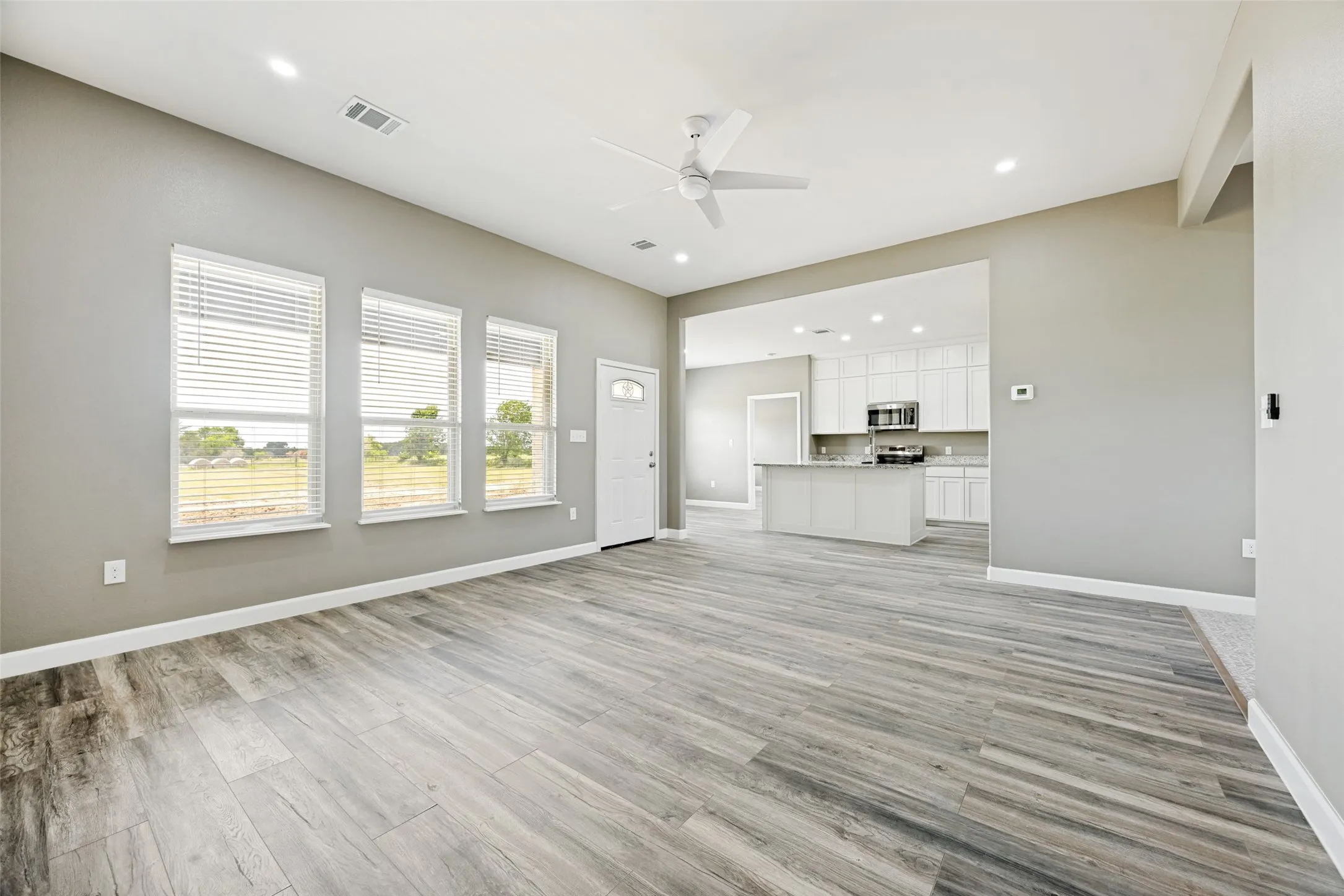 Single Family Residence For Sale in Hunt County , 3712 County Road 1102, Celeste, Texas 75423, 4 Bedroom, 2 Bathroom, 2 Garage spaces, 1,725 Sqft, built in 2024, mls#21408655, Real Estate Agent in Celeste, Homes For Sale in Hunt county, Homes For Sale in Celeste, Realtor in Celeste Texas, Real Estate Brokerage Independent Realty Texas, Luminita Cordes Realtor