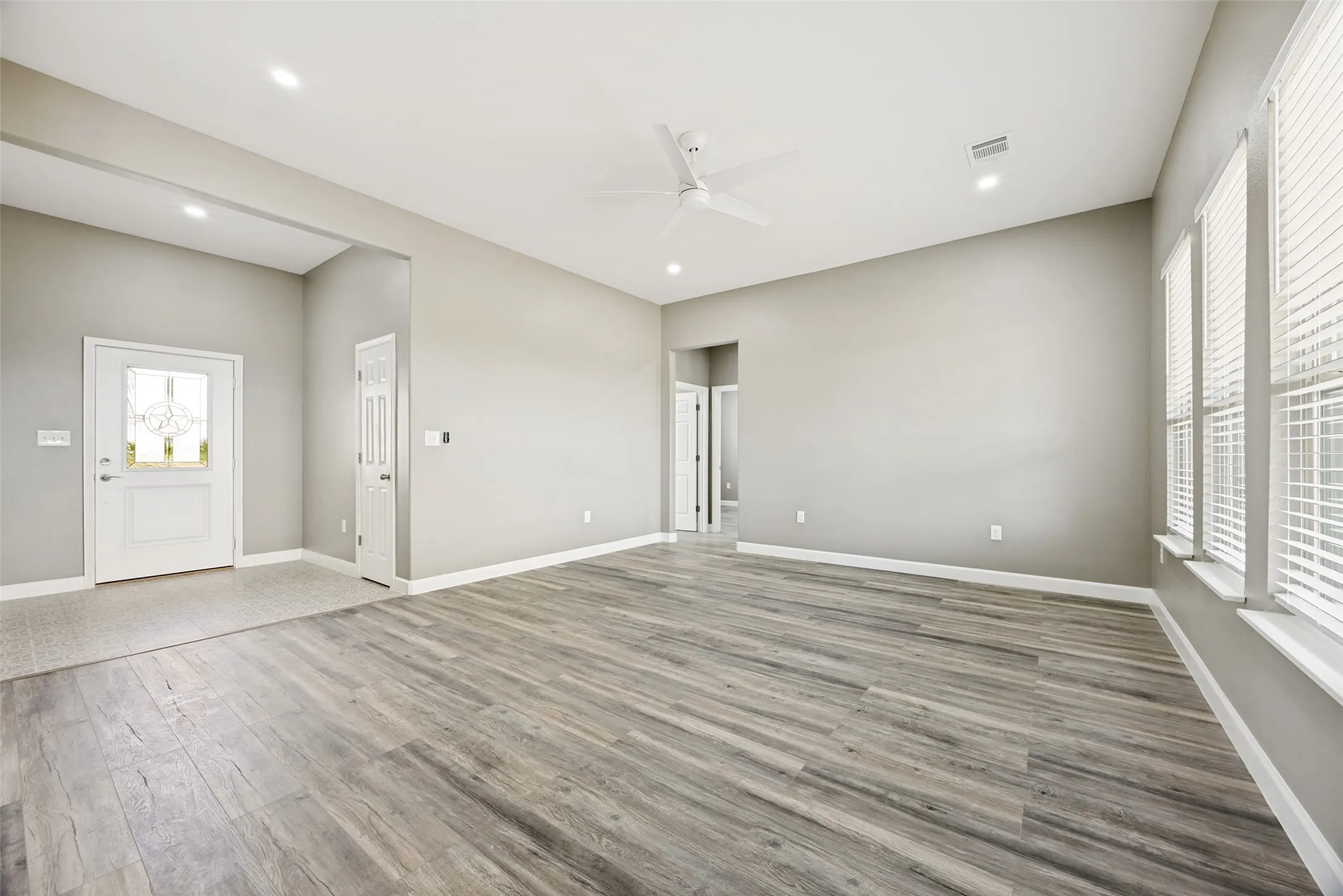 Single Family Residence For Sale in Hunt County , 3712 County Road 1102, Celeste, Texas 75423, 4 Bedroom, 2 Bathroom, 2 Garage spaces, 1,725 Sqft, built in 2024, mls#21408655, Real Estate Agent in Celeste, Homes For Sale in Hunt county, Homes For Sale in Celeste, Realtor in Celeste Texas, Real Estate Brokerage Independent Realty Texas, Luminita Cordes Realtor