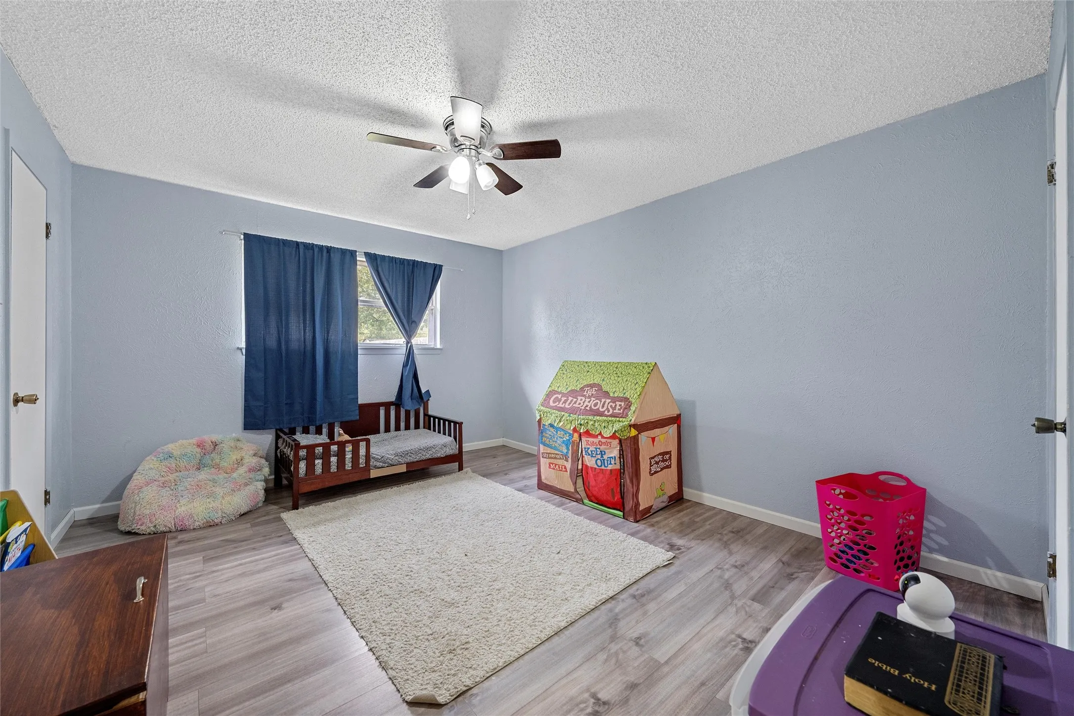 Single Family Residence For Rent in Mc Lennan County , 129 Texas Avenue, Hewitt, Texas 76643, 4 Bedroom, 2 Bathroom, Garage spaces, 2,148 Sqft, built in 1976, mls#21408653, Real Estate Agent in Hewitt, Homes For Rent in Mc Lennan county, Homes For Rent in Hewitt, Realtor in Hewitt Texas, Real Estate Brokerage Independent Realty Texas, Luminita Cordes Realtor