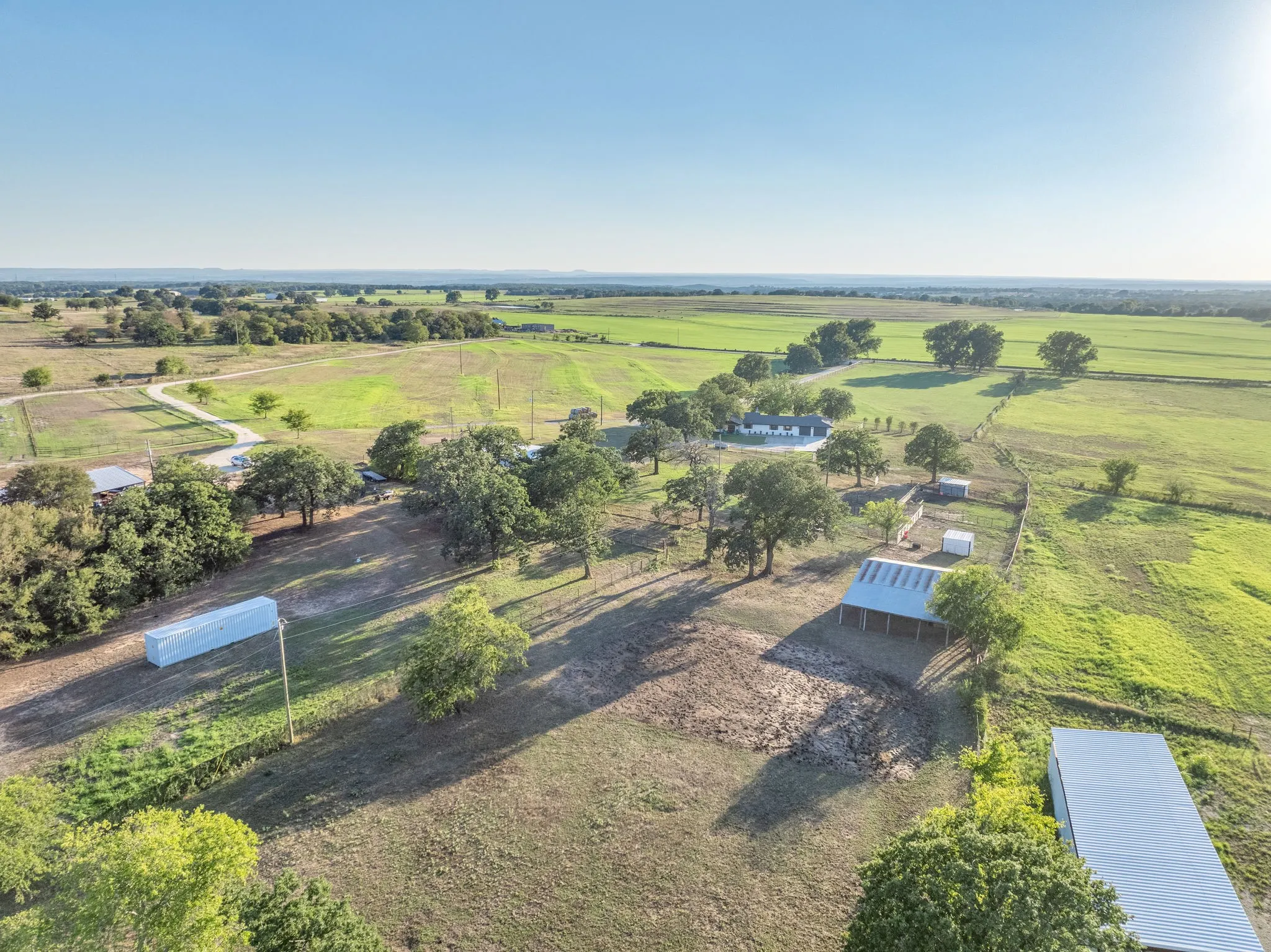 Single Family Residence For Sale in Hood County , 6101 Wild Cat Knob Road, Tolar, Texas 76476, 4 Bedroom, 3 Bathroom, 2 Garage spaces, 3,151 Sqft, built in 1969, mls#21408644, Real Estate Agent in Tolar, Homes For Sale in Hood county, Homes For Sale in Tolar, Realtor in Tolar Texas, Real Estate Brokerage Independent Realty Texas, Luminita Cordes Realtor