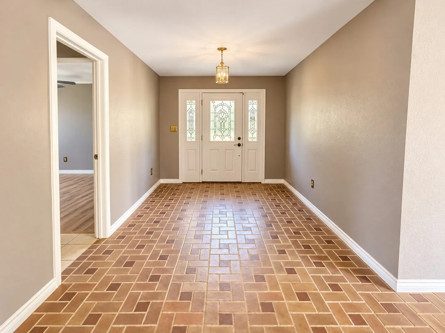 Single Family Residence For Rent in Collin County , 8560 County Road 513, Anna, Texas 75409, 5 Bedroom, 6 Bathroom, Garage spaces, 3,585 Sqft, built in 1983, mls#21408631, Real Estate Agent in Anna, Homes For Rent in Collin county, Homes For Rent in Anna, Realtor in Anna Texas, Real Estate Brokerage Independent Realty Texas, Luminita Cordes Realtor
