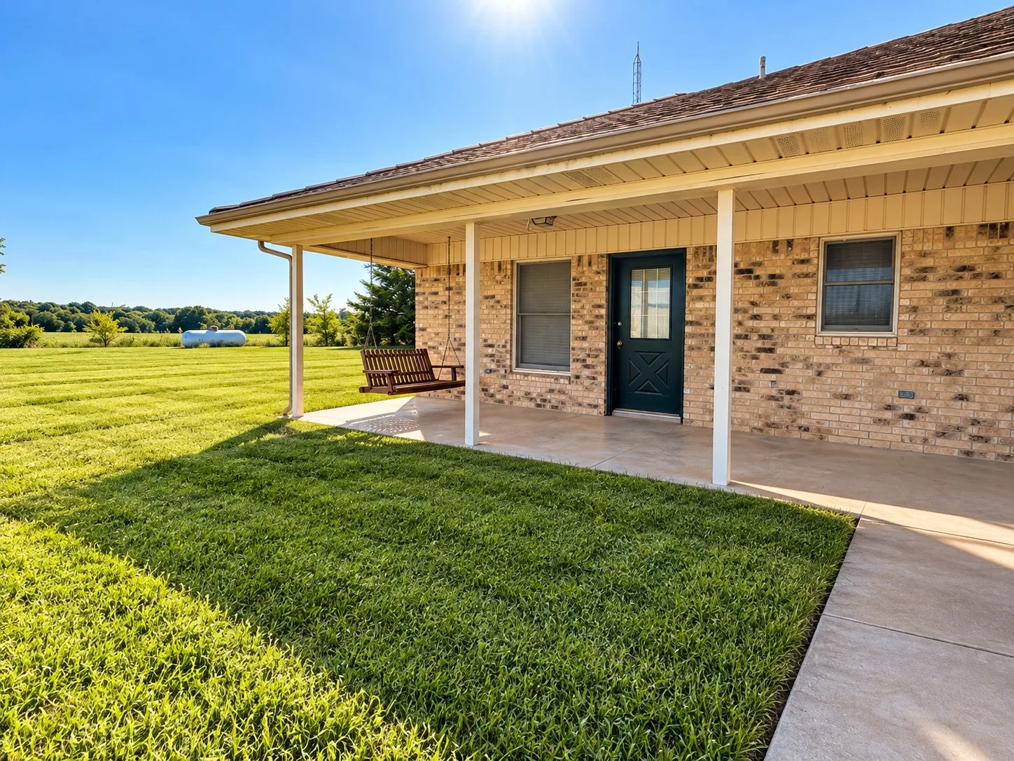Single Family Residence For Rent in Collin County , 8560 County Road 513, Anna, Texas 75409, 5 Bedroom, 6 Bathroom, Garage spaces, 3,585 Sqft, built in 1983, mls#21408631, Real Estate Agent in Anna, Homes For Rent in Collin county, Homes For Rent in Anna, Realtor in Anna Texas, Real Estate Brokerage Independent Realty Texas, Luminita Cordes Realtor
