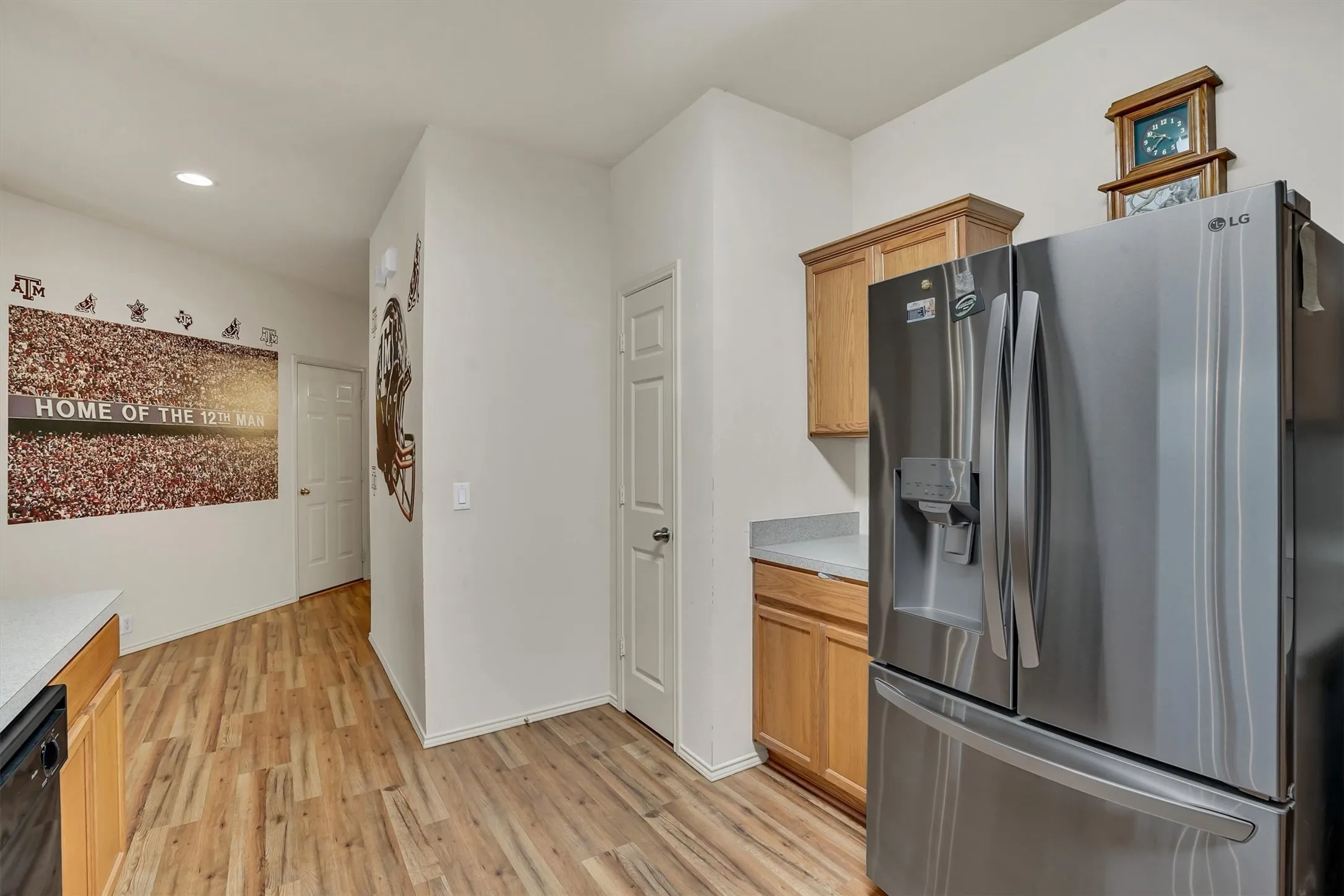 Single Family Residence For Sale in Ellis County , 102 Running Deer Lane, Waxahachie, Texas 75165, 3 Bedroom, 2 Bathroom, 2 Garage spaces, 1,746 Sqft, built in 2005, mls#21405953, Real Estate Agent in Waxahachie, Homes For Sale in Ellis county, Homes For Sale in Waxahachie, Realtor in Waxahachie Texas, Real Estate Brokerage Independent Realty Texas, Luminita Cordes Realtor