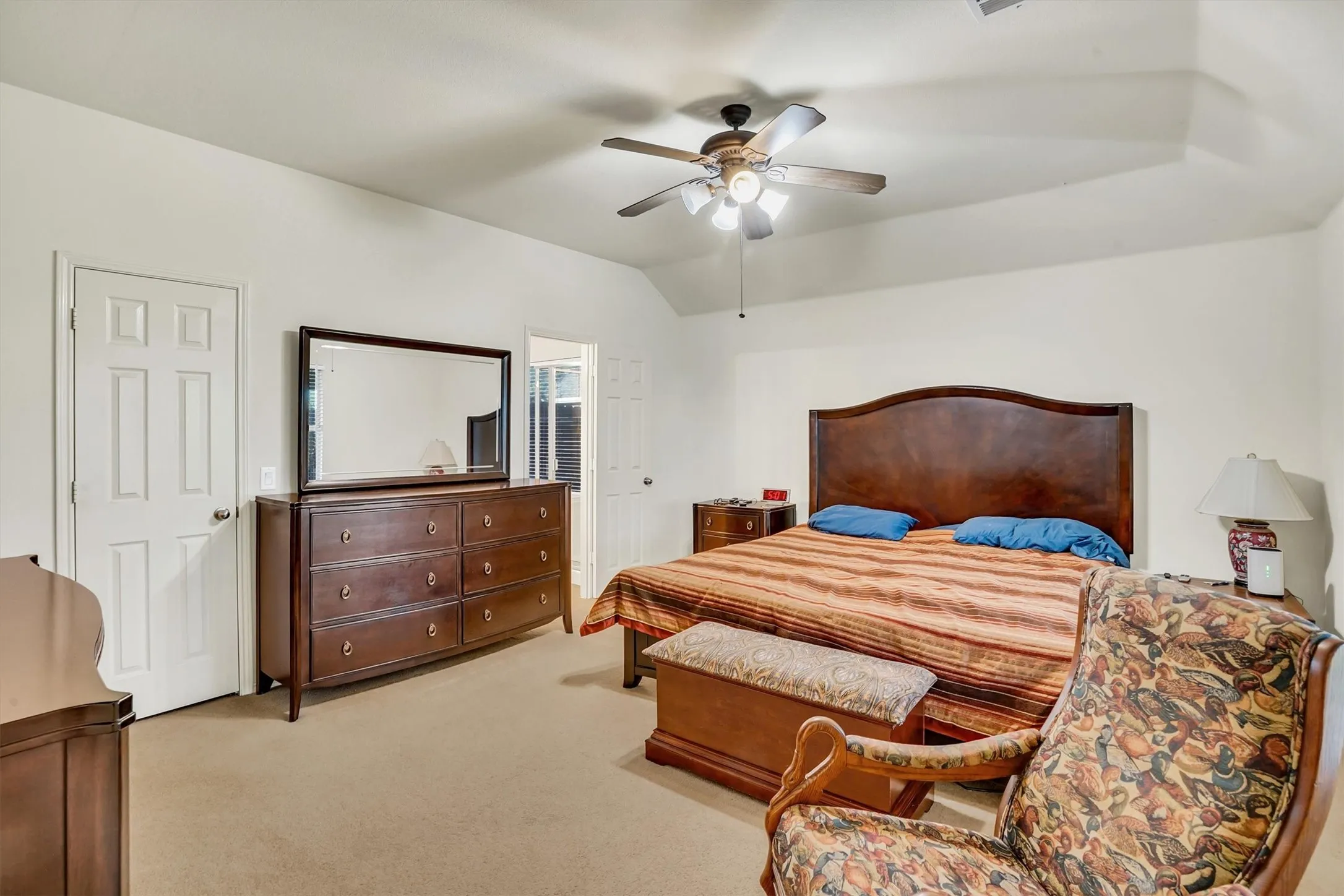 Single Family Residence For Sale in Ellis County , 102 Running Deer Lane, Waxahachie, Texas 75165, 3 Bedroom, 2 Bathroom, 2 Garage spaces, 1,746 Sqft, built in 2005, mls#21405953, Real Estate Agent in Waxahachie, Homes For Sale in Ellis county, Homes For Sale in Waxahachie, Realtor in Waxahachie Texas, Real Estate Brokerage Independent Realty Texas, Luminita Cordes Realtor