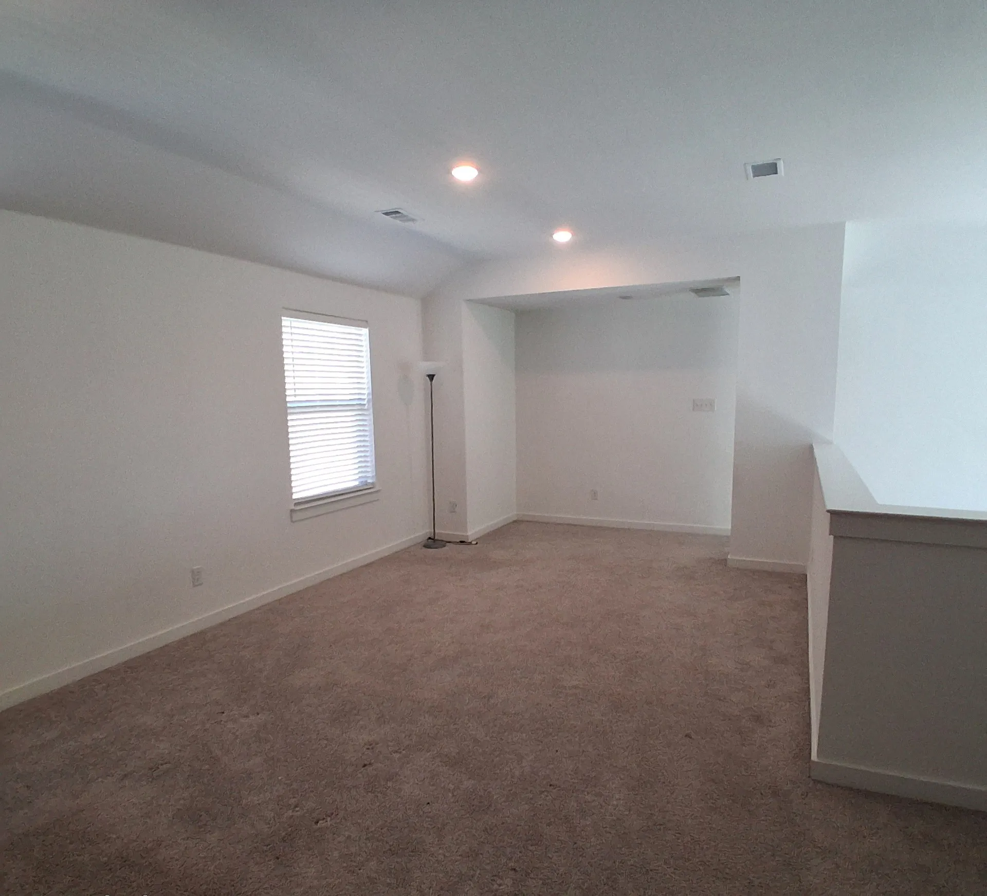Single Family Residence For Sale in Rockwall County , 3023 Wind Knot Way, Royse City, Texas 75189, 3 Bedroom, 3 Bathroom, 2 Garage spaces, 2,650 Sqft, built in 2021, mls#21405829, Real Estate Agent in Royse City, Homes For Sale in Rockwall county, Homes For Sale in Royse City, Realtor in Royse City Texas, Real Estate Brokerage Independent Realty Texas, Luminita Cordes Realtor