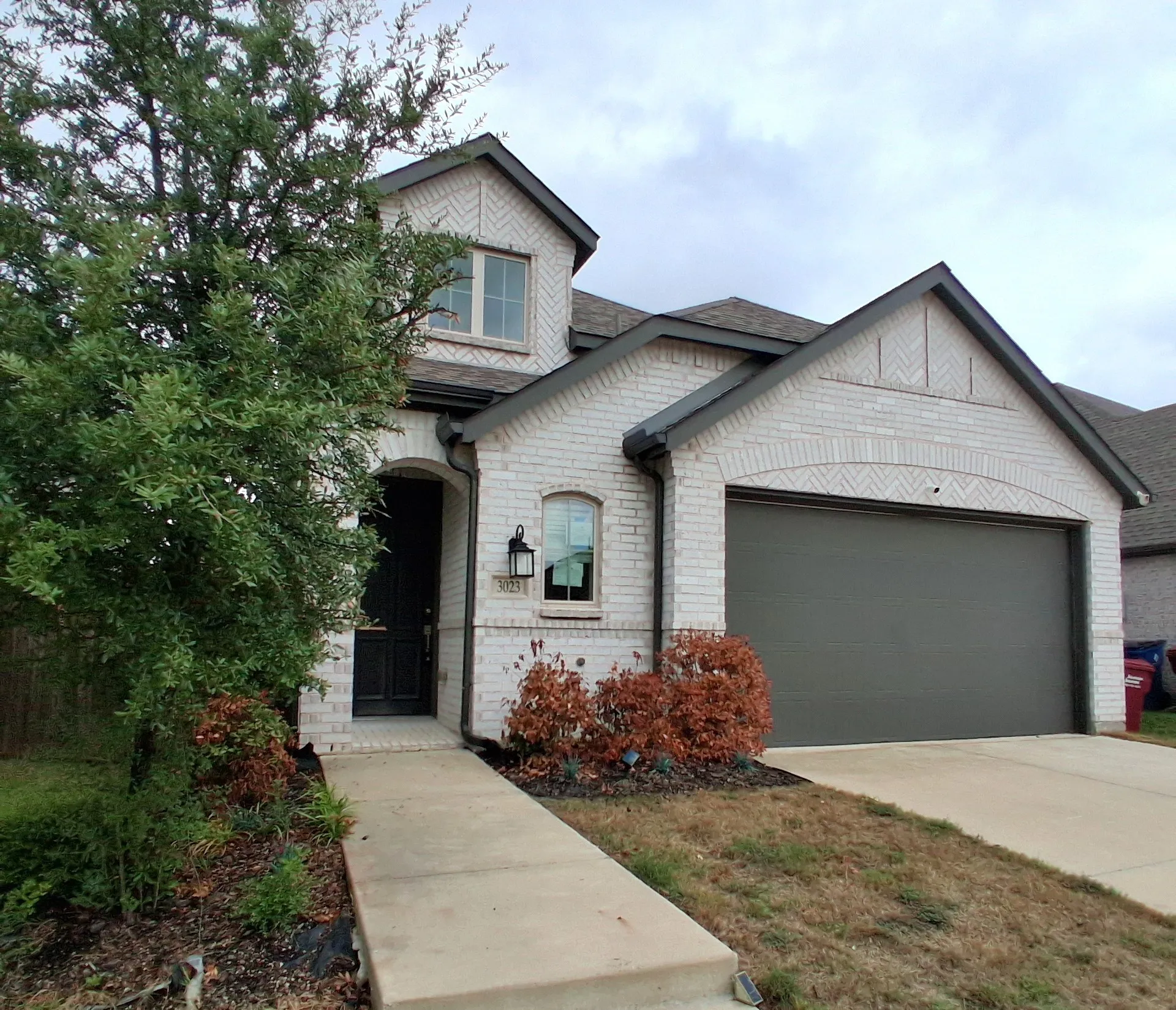 Single Family Residence For Sale