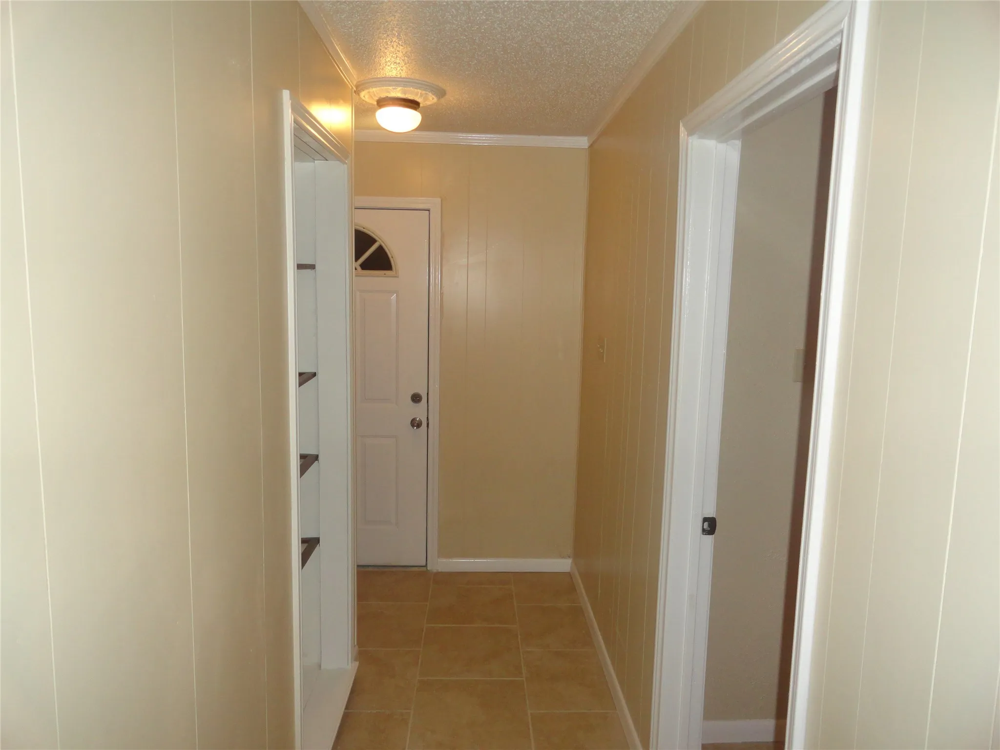 Single Family Residence For Rent in Dallas County , 1809 Santa Clara Court, Grand Prairie, Texas 75051, 4 Bedroom, 2 Bathroom, 2 Garage spaces, 1,524 Sqft, built in 1968, mls#21408661, Real Estate Agent in Grand Prairie, Homes For Rent in Dallas county, Homes For Rent in Grand Prairie, Realtor in Grand Prairie Texas, Real Estate Brokerage Independent Realty Texas, Luminita Cordes Realtor