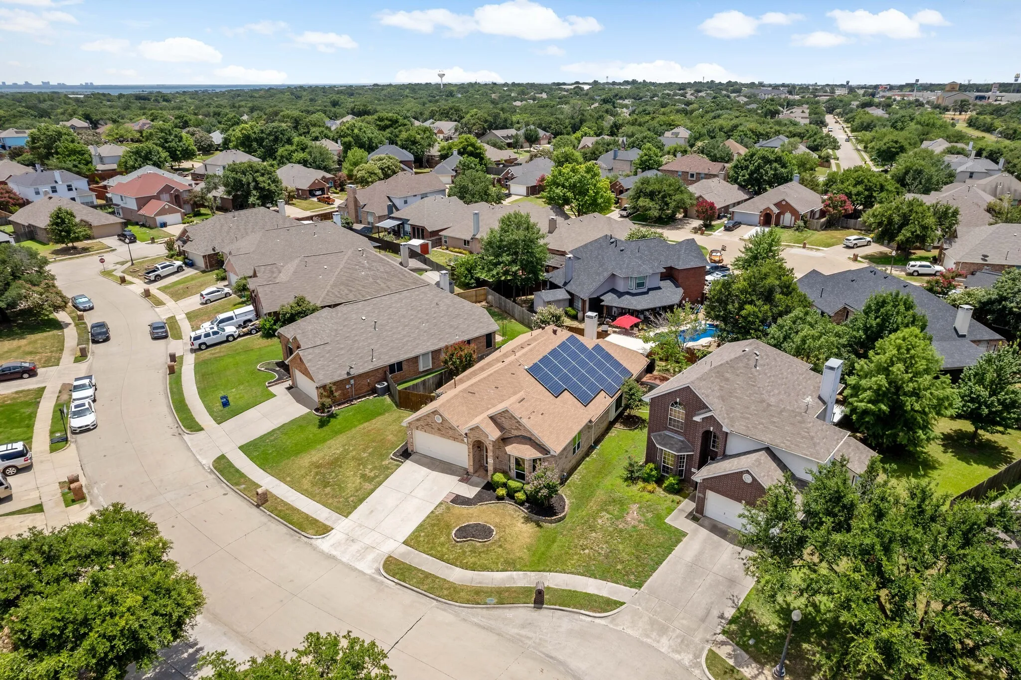 Single Family Residence For Sale in Denton County , 4408 Spanish Oak Circle, Corinth, Texas 76208, 4 Bedroom, 2 Bathroom, 2 Garage spaces, 2,231 Sqft, built in 1998, mls#21408588, Real Estate Agent in Corinth, Homes For Sale in Denton county, Homes For Sale in Corinth, Realtor in Corinth Texas, Real Estate Brokerage Independent Realty Texas, Luminita Cordes Realtor