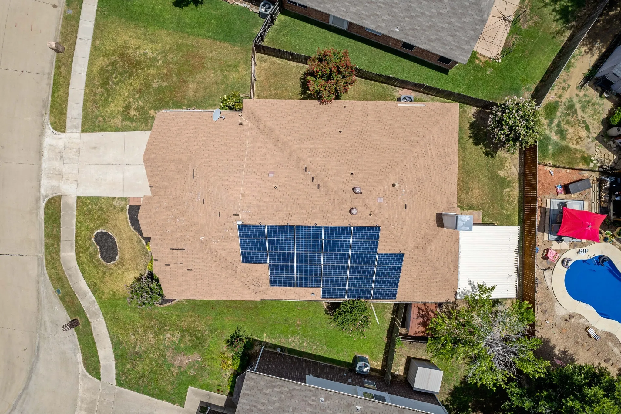Single Family Residence For Sale in Denton County , 4408 Spanish Oak Circle, Corinth, Texas 76208, 4 Bedroom, 2 Bathroom, 2 Garage spaces, 2,231 Sqft, built in 1998, mls#21408588, Real Estate Agent in Corinth, Homes For Sale in Denton county, Homes For Sale in Corinth, Realtor in Corinth Texas, Real Estate Brokerage Independent Realty Texas, Luminita Cordes Realtor