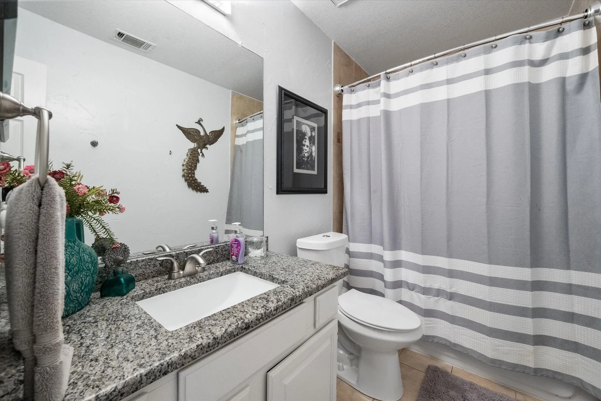 Single Family Residence For Sale in Tarrant County , 6616 Shorewood Drive, Arlington, Texas 76016, 4 Bedroom, 3 Bathroom, 2 Garage spaces, 2,098 Sqft, built in 1985, mls#21408586, Real Estate Agent in Arlington, Homes For Sale in Tarrant county, Homes For Sale in Arlington, Realtor in Arlington Texas, Real Estate Brokerage Independent Realty Texas, Luminita Cordes Realtor