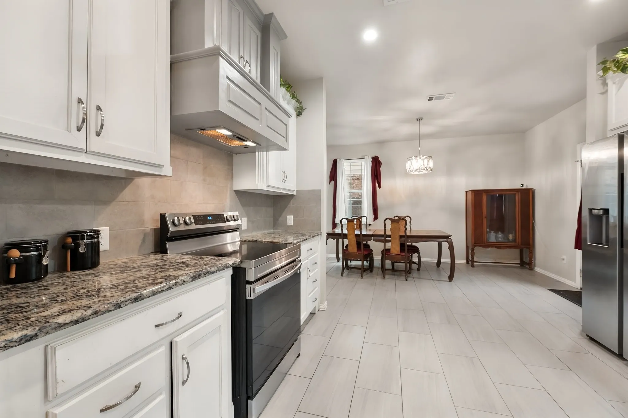 Single Family Residence For Sale in Dallas County , 407 Hitt Street, Seagoville, Texas 75159, 4 Bedroom, 3 Bathroom, 2 Garage spaces, 1,844 Sqft, built in 2022, mls#21408660, Real Estate Agent in Seagoville, Homes For Sale in Dallas county, Homes For Sale in Seagoville, Realtor in Seagoville Texas, Real Estate Brokerage Independent Realty Texas, Luminita Cordes Realtor