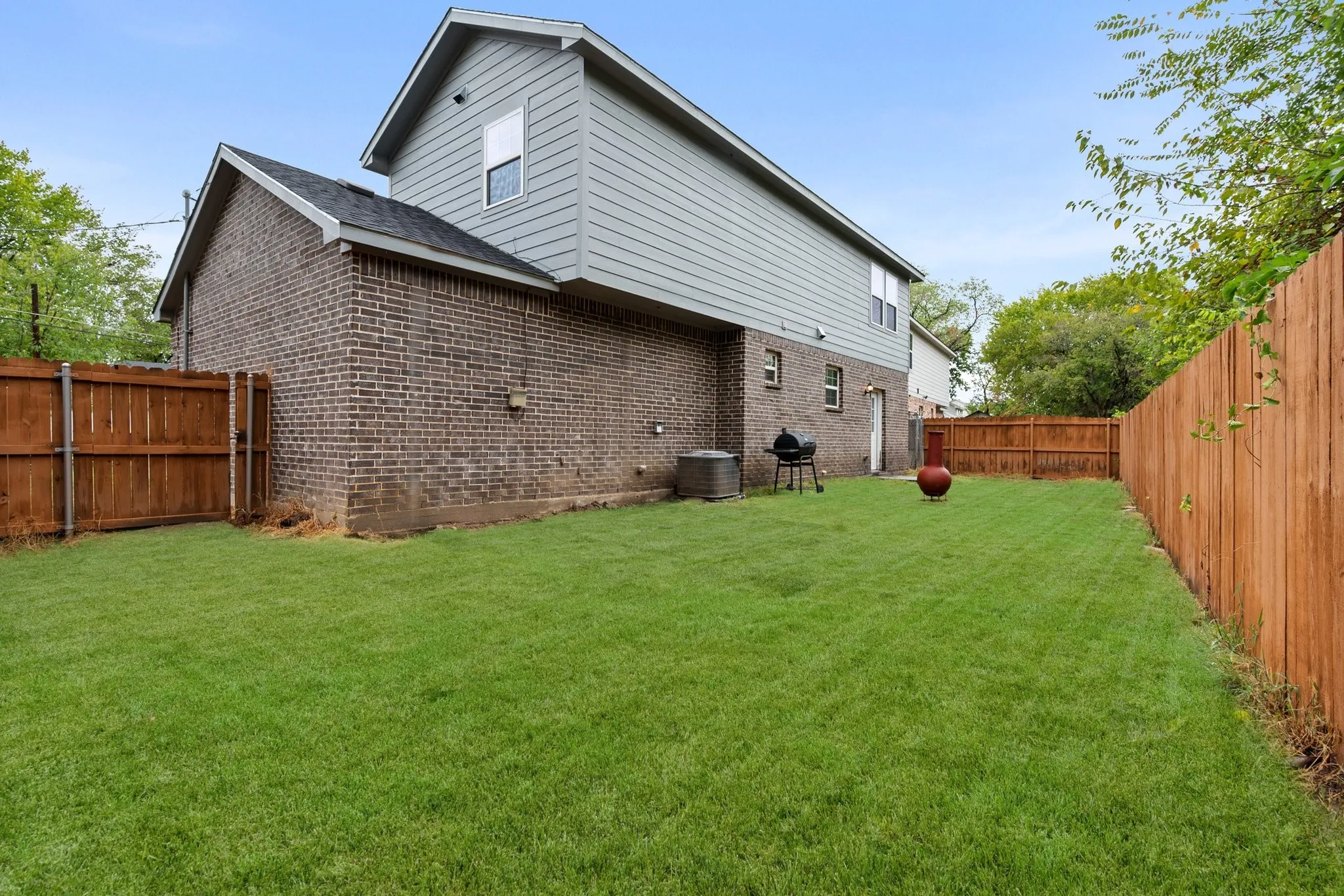 Single Family Residence For Sale in Dallas County , 407 Hitt Street, Seagoville, Texas 75159, 4 Bedroom, 3 Bathroom, 2 Garage spaces, 1,844 Sqft, built in 2022, mls#21408660, Real Estate Agent in Seagoville, Homes For Sale in Dallas county, Homes For Sale in Seagoville, Realtor in Seagoville Texas, Real Estate Brokerage Independent Realty Texas, Luminita Cordes Realtor