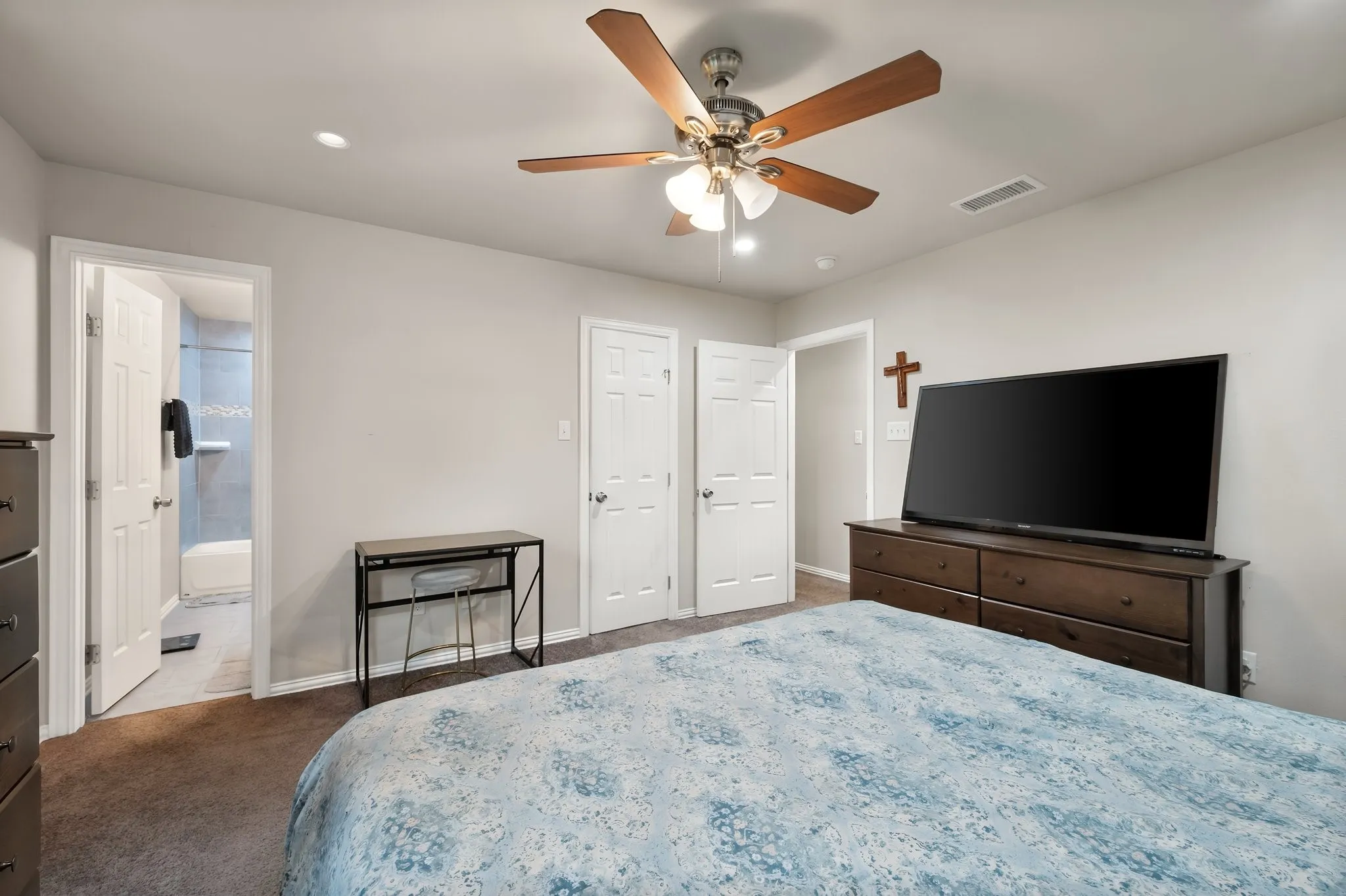 Single Family Residence For Sale in Dallas County , 407 Hitt Street, Seagoville, Texas 75159, 4 Bedroom, 3 Bathroom, 2 Garage spaces, 1,844 Sqft, built in 2022, mls#21408660, Real Estate Agent in Seagoville, Homes For Sale in Dallas county, Homes For Sale in Seagoville, Realtor in Seagoville Texas, Real Estate Brokerage Independent Realty Texas, Luminita Cordes Realtor