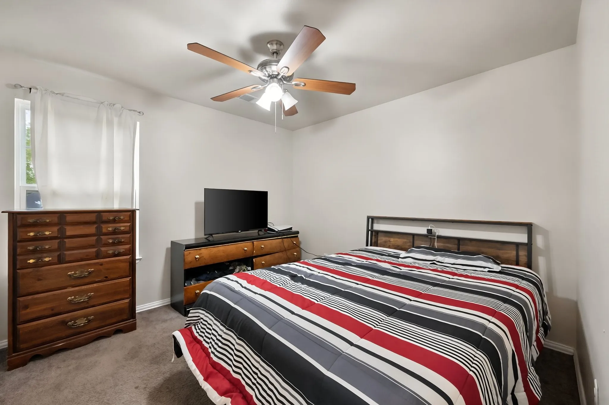 Single Family Residence For Sale in Dallas County , 407 Hitt Street, Seagoville, Texas 75159, 4 Bedroom, 3 Bathroom, 2 Garage spaces, 1,844 Sqft, built in 2022, mls#21408660, Real Estate Agent in Seagoville, Homes For Sale in Dallas county, Homes For Sale in Seagoville, Realtor in Seagoville Texas, Real Estate Brokerage Independent Realty Texas, Luminita Cordes Realtor