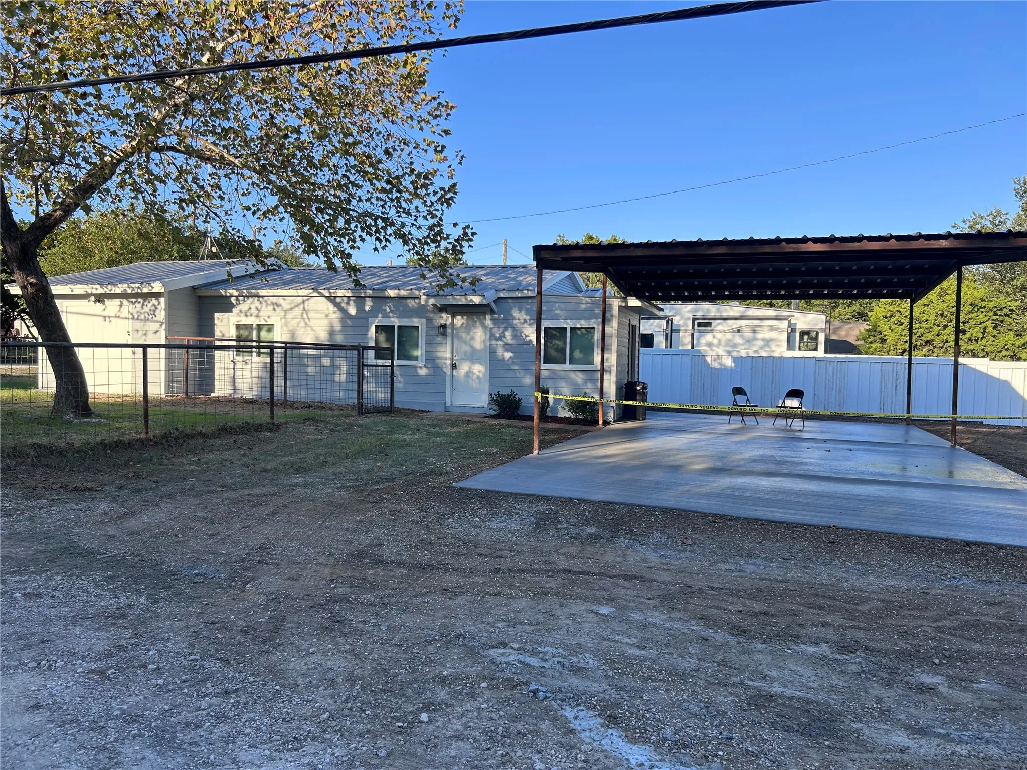 Single Family Residence For Sale in Hill County , 248 Waupoo Trail, Whitney, Texas 76692, 2 Bedroom, 2 Bathroom, Garage spaces, 844 Sqft, built in 0, mls#21408672, Real Estate Agent in Whitney, Homes For Sale in Hill county, Homes For Sale in Whitney, Realtor in Whitney Texas, Real Estate Brokerage Independent Realty Texas, Luminita Cordes Realtor