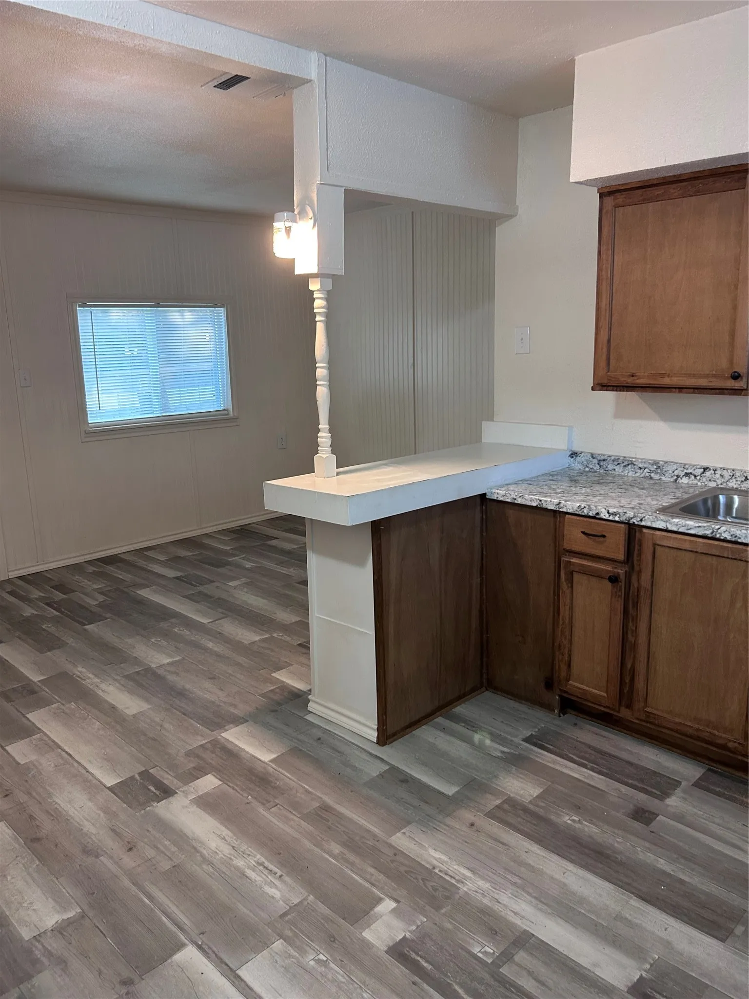 Single Family Residence For Sale in Hill County , 248 Waupoo Trail, Whitney, Texas 76692, 2 Bedroom, 2 Bathroom, Garage spaces, 844 Sqft, built in 0, mls#21408672, Real Estate Agent in Whitney, Homes For Sale in Hill county, Homes For Sale in Whitney, Realtor in Whitney Texas, Real Estate Brokerage Independent Realty Texas, Luminita Cordes Realtor