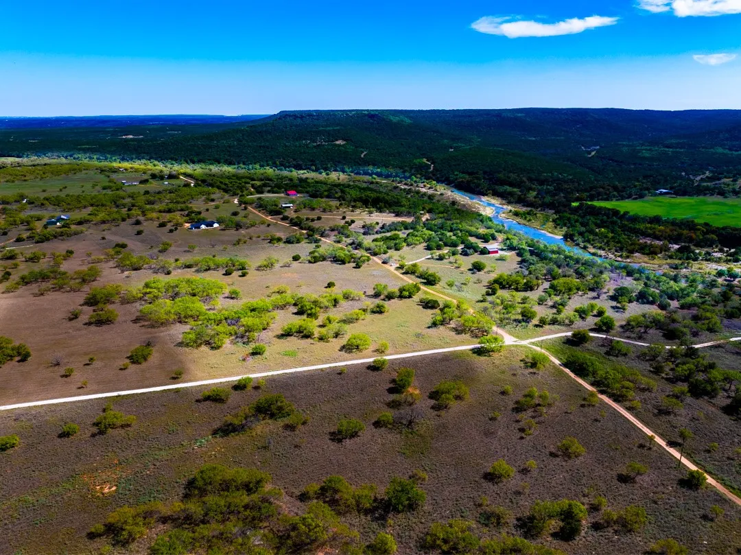 Single Family Residence For Sale in Palo Pinto County , 2024 Jesses Run Road, Graford, Texas 76449, 2 Bedroom, 1 Bathroom, 2 Garage spaces, 1,616 Sqft, built in 2020, mls#21408659, Real Estate Agent in Graford, Homes For Sale in Palo Pinto county, Homes For Sale in Graford, Realtor in Graford Texas, Real Estate Brokerage Independent Realty Texas, Luminita Cordes Realtor