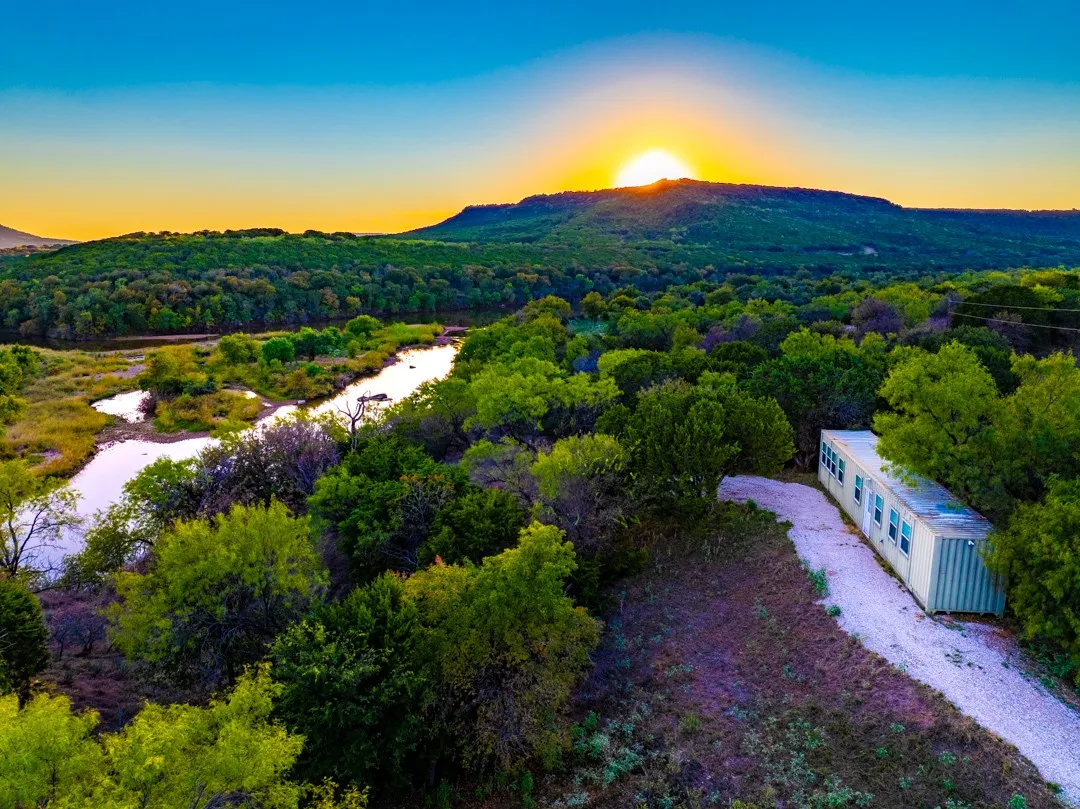 Single Family Residence For Sale in Palo Pinto County , 2024 Jesses Run Road, Graford, Texas 76449, 2 Bedroom, 1 Bathroom, 2 Garage spaces, 1,616 Sqft, built in 2020, mls#21408659, Real Estate Agent in Graford, Homes For Sale in Palo Pinto county, Homes For Sale in Graford, Realtor in Graford Texas, Real Estate Brokerage Independent Realty Texas, Luminita Cordes Realtor