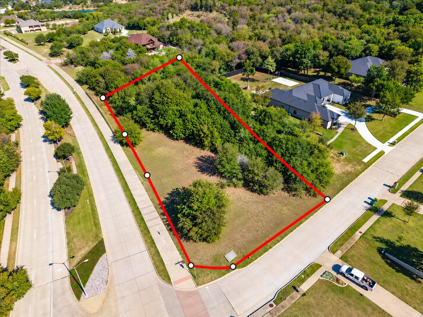 Approximate property boundaries shown for illustrative purposes only.