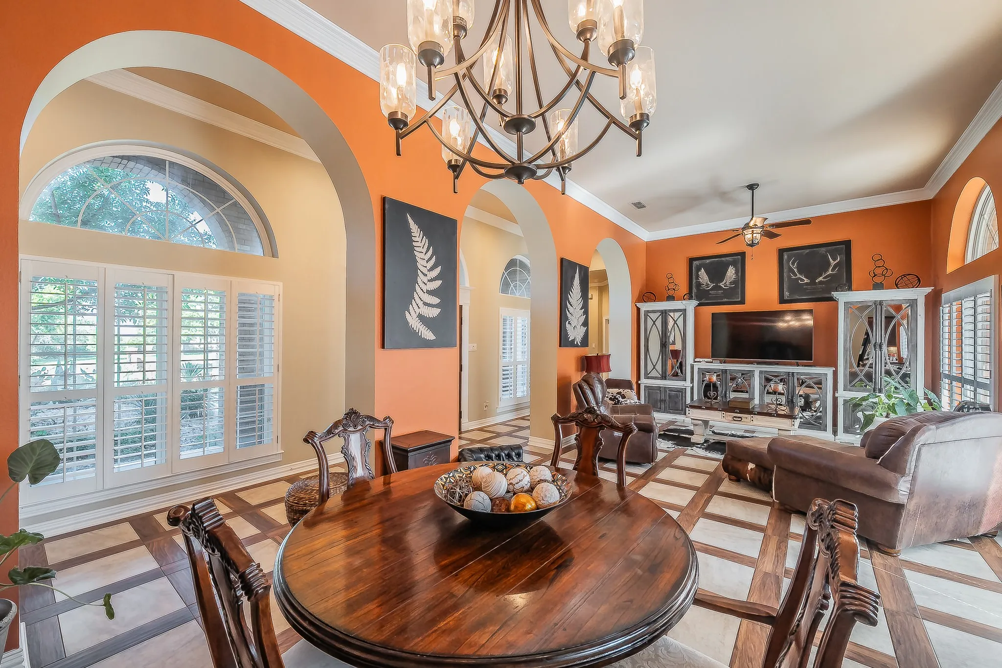 Single Family Residence For Sale in Johnson County , 225 Sherry Lane, Burleson, Texas 76028, 3 Bedroom, 4 Bathroom, 3 Garage spaces, 3,374 Sqft, built in 2002, mls#21406326, Real Estate Agent in Burleson, Homes For Sale in Johnson county, Homes For Sale in Burleson, Realtor in Burleson Texas, Real Estate Brokerage Independent Realty Texas, Luminita Cordes Realtor
